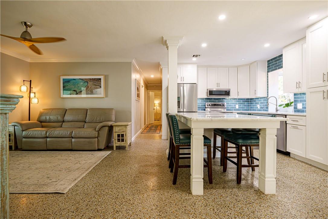 MARY-KNOLL - Residential