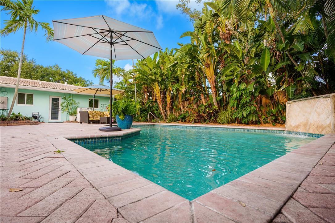 MARY-KNOLL - Residential
