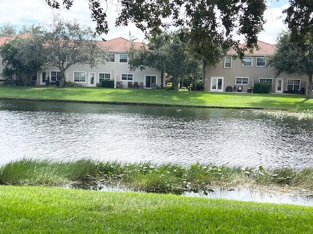 VERONA PALMS - Residential