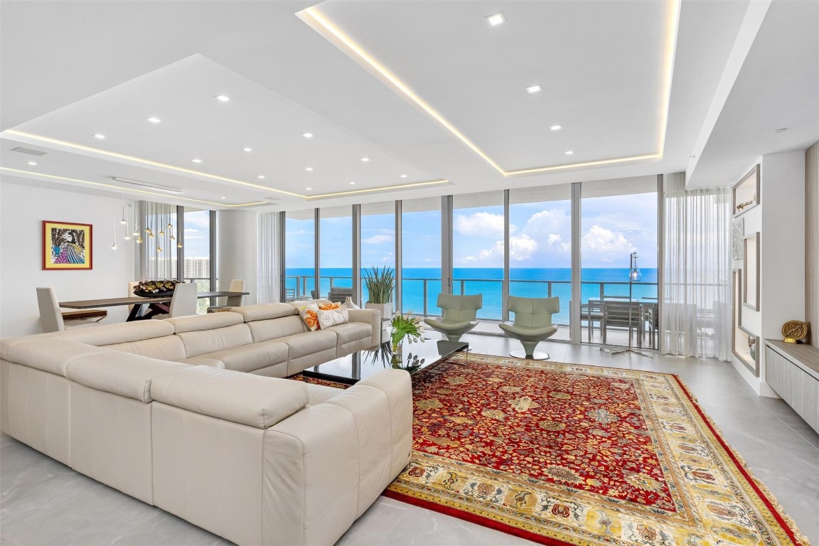 Auberge Residences - Residential