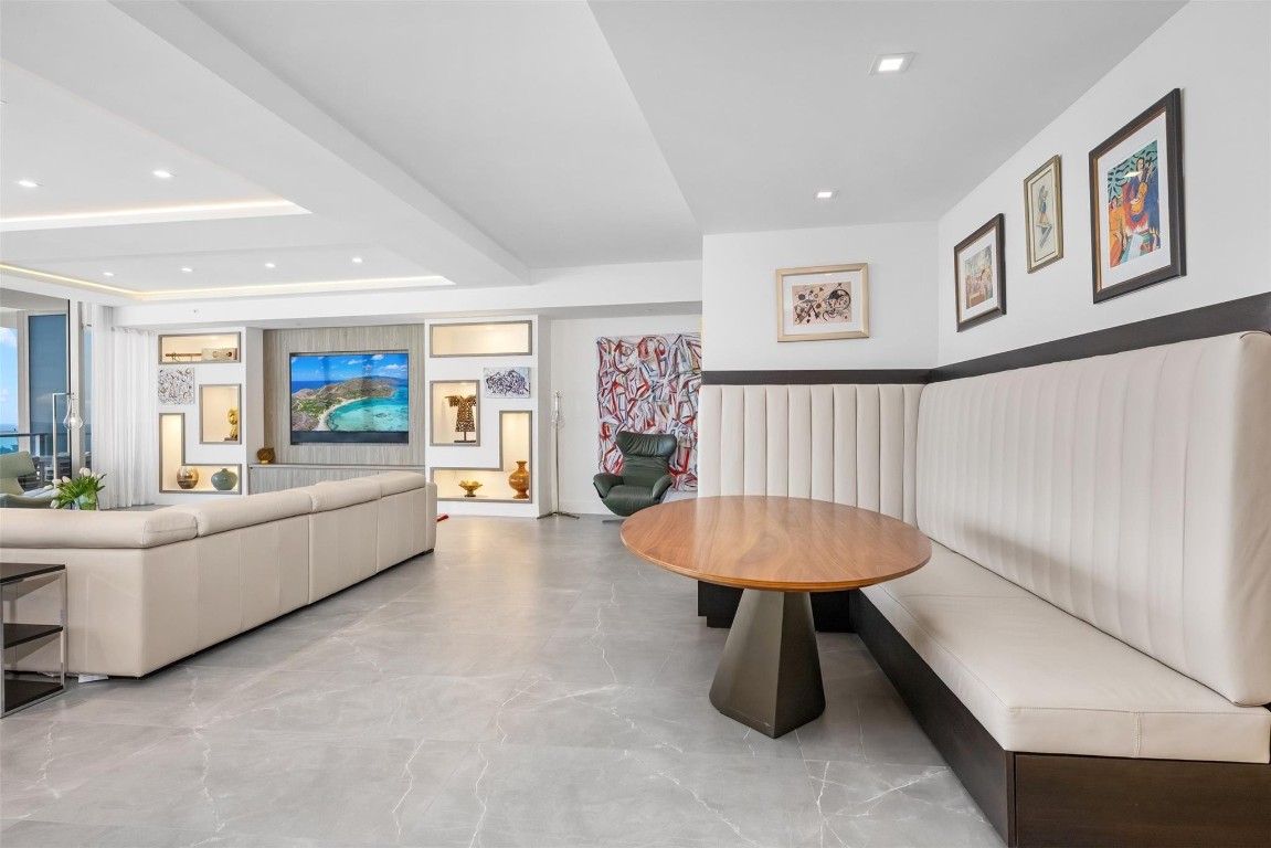 Auberge Residences - Residential