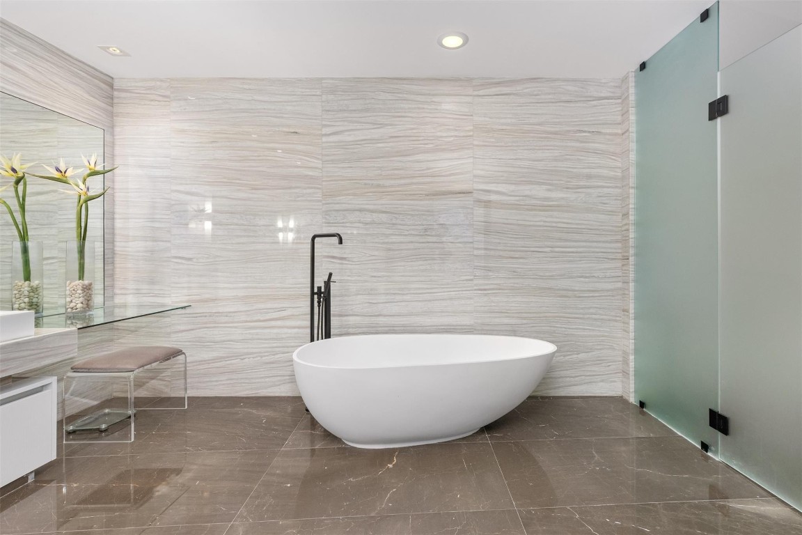 Auberge Residences - Residential