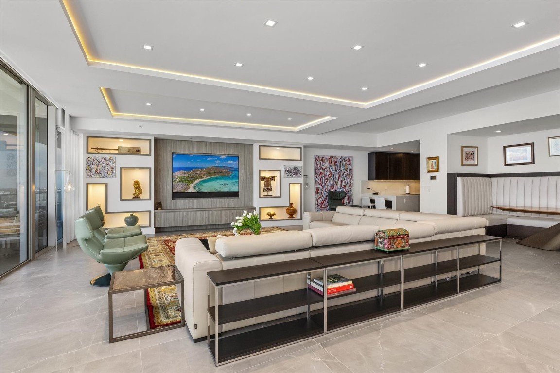 Auberge Residences - Residential