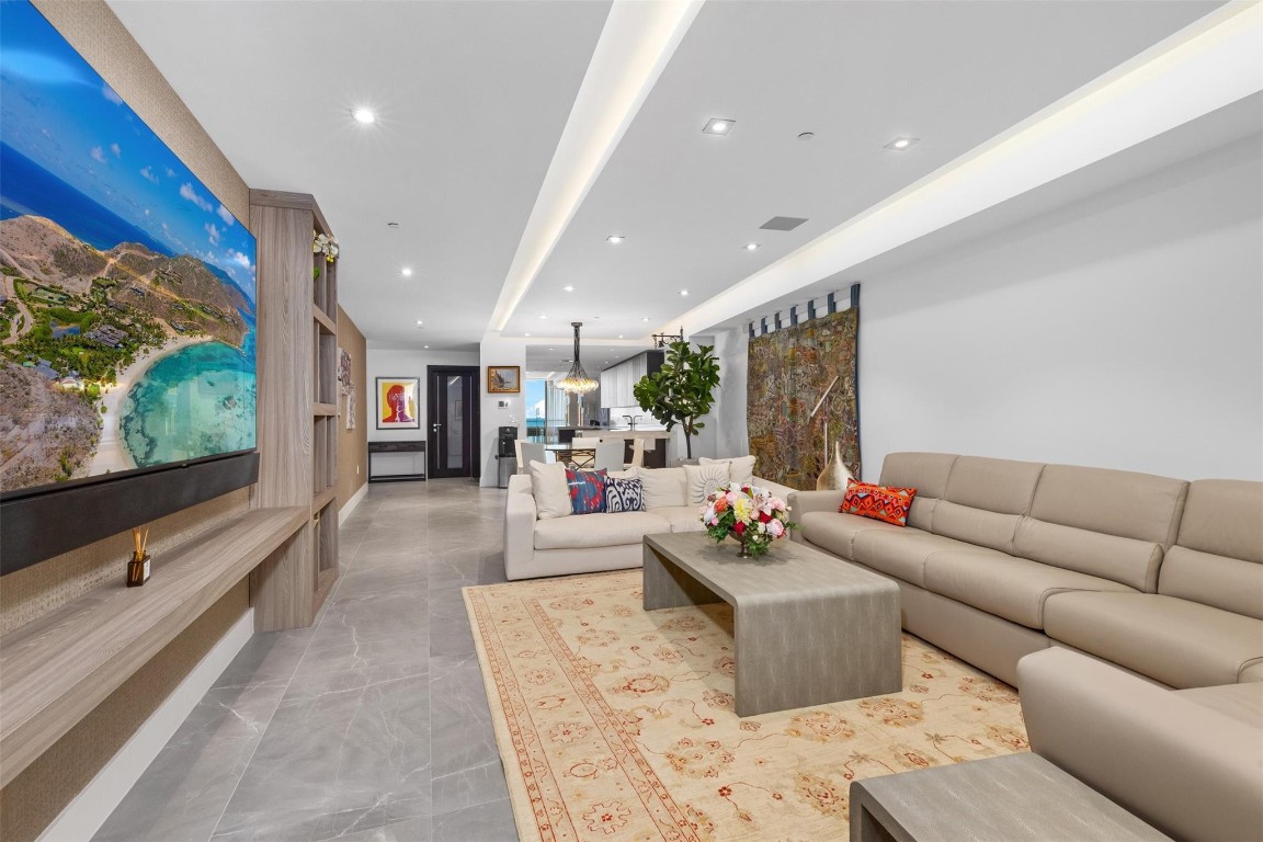 Auberge Residences - Residential