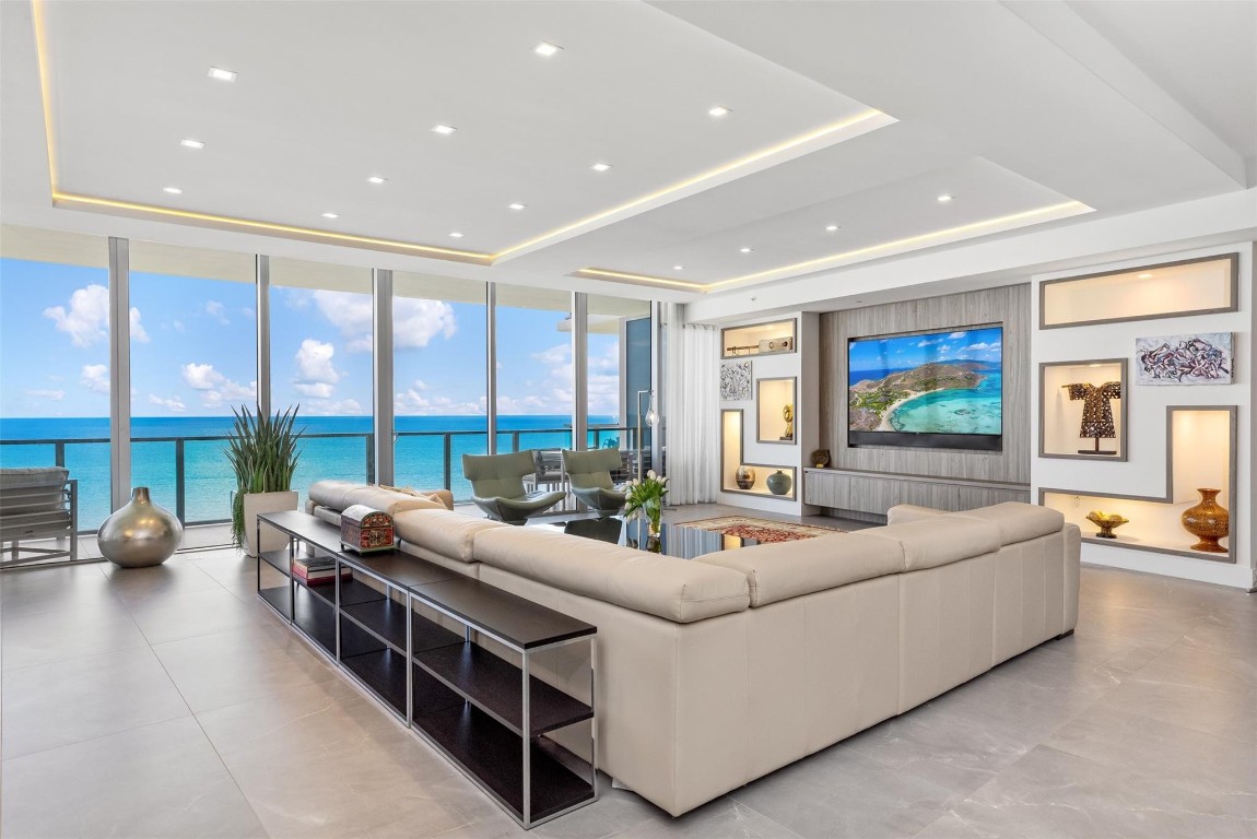 Auberge Residences - Residential