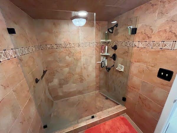 Playa Del Sol - Residential