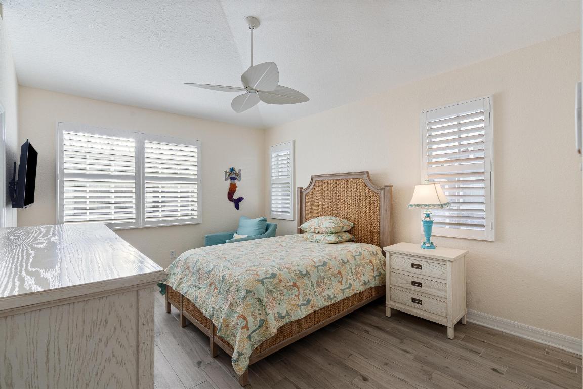 DELRAY SEBASTIAN - Residential