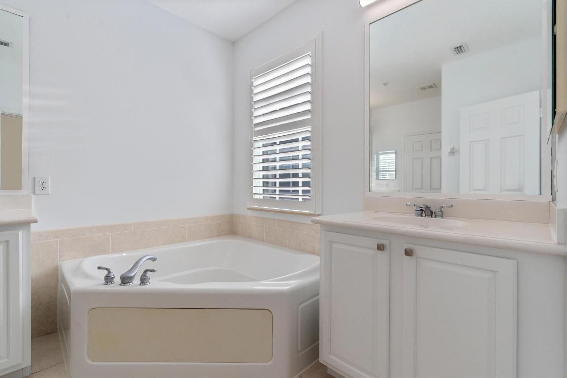 DELRAY SEBASTIAN - Residential