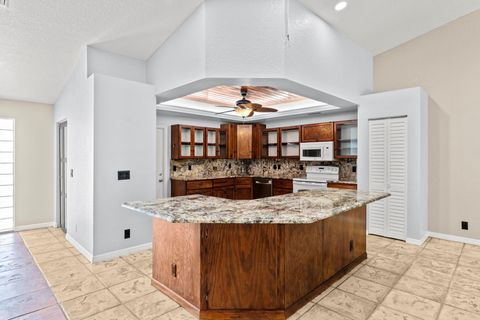 A home in Lake Worth Beach