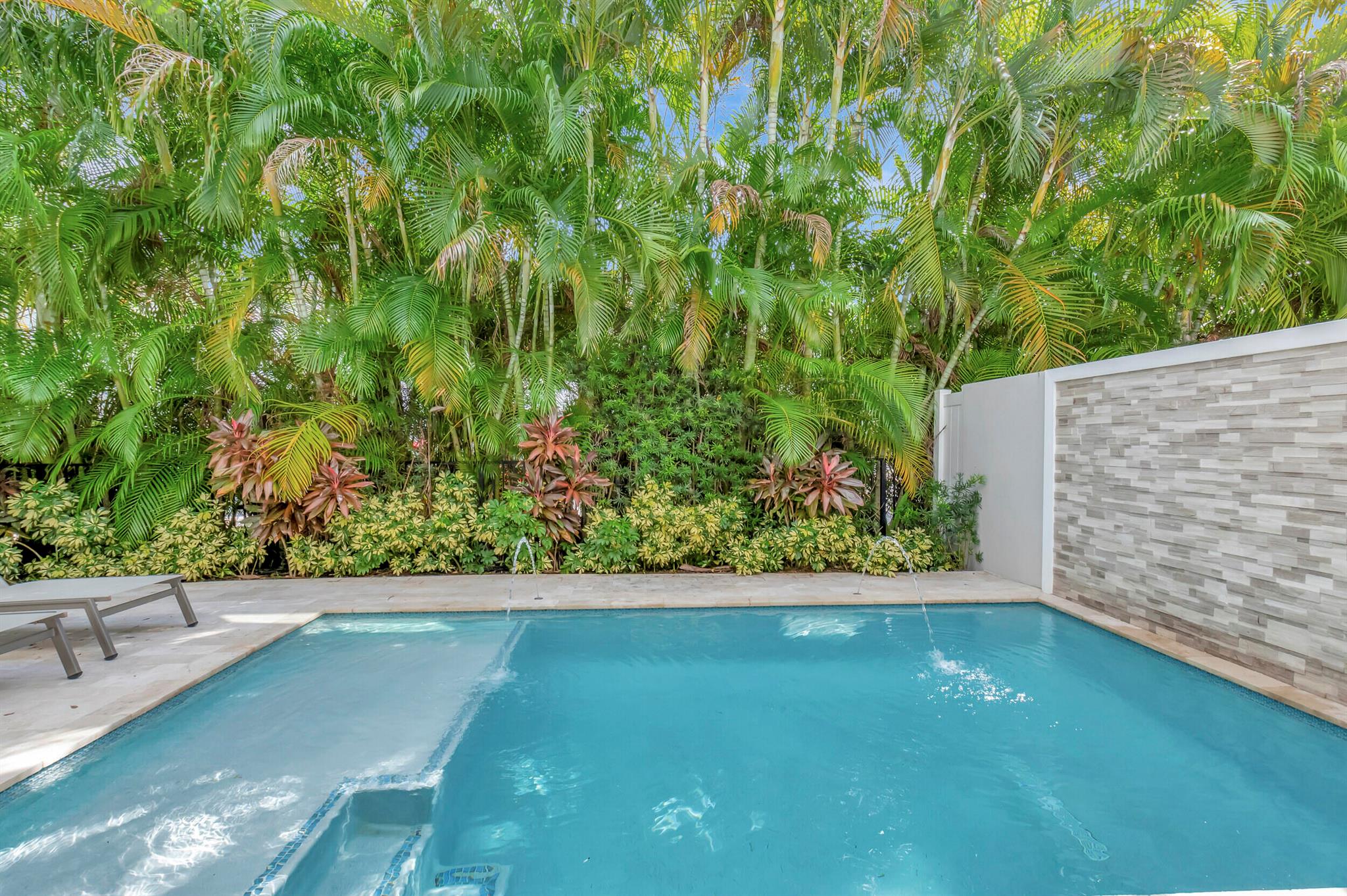 BOCA RATON RIVIERA - Residential