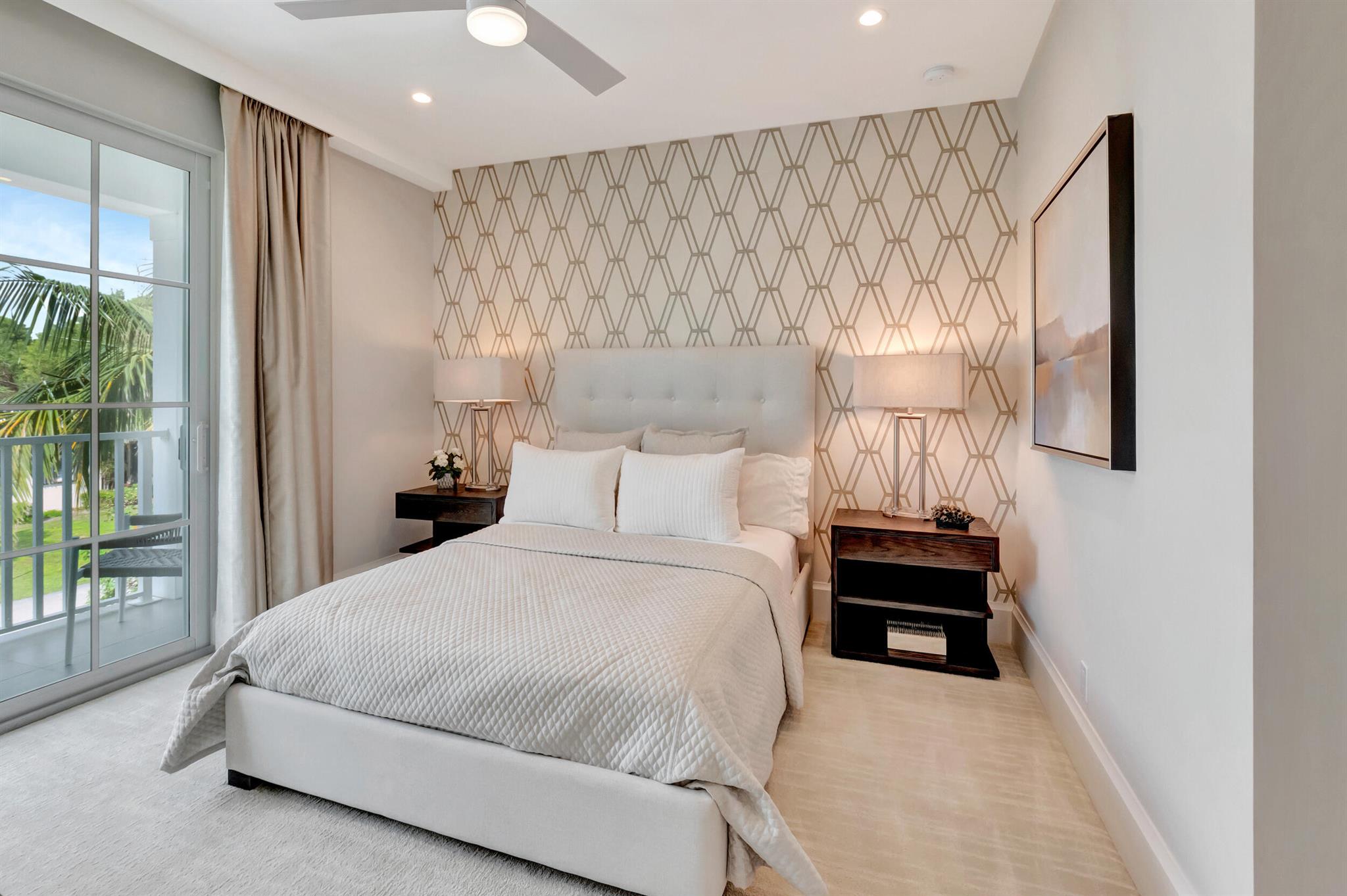 BOCA RATON RIVIERA - Residential