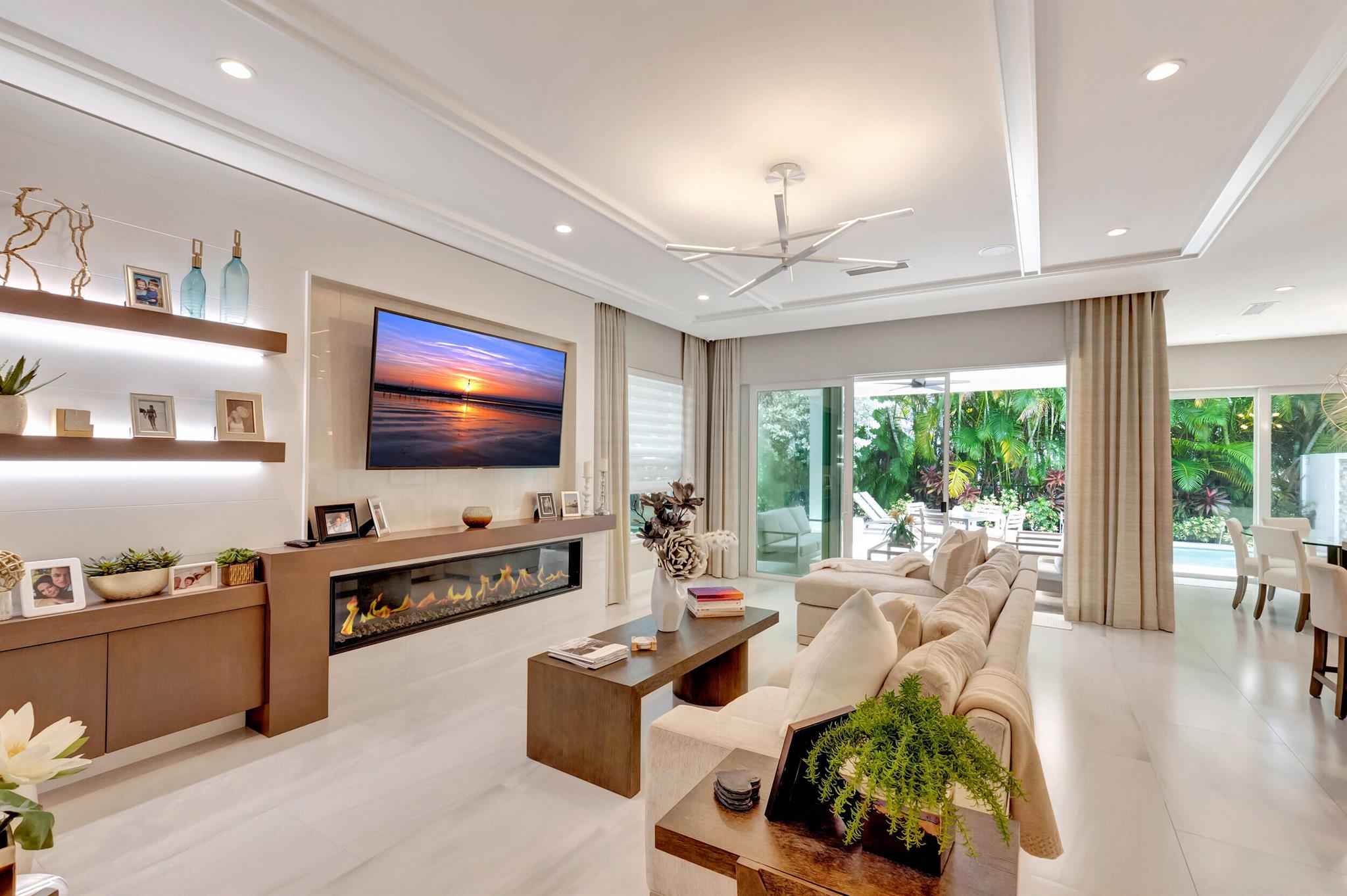 BOCA RATON RIVIERA - Residential