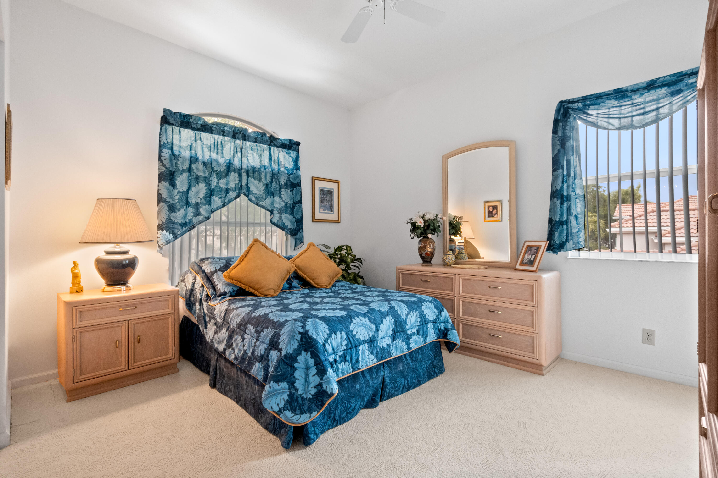 EMBASSY LAKES PHASE II - Residential