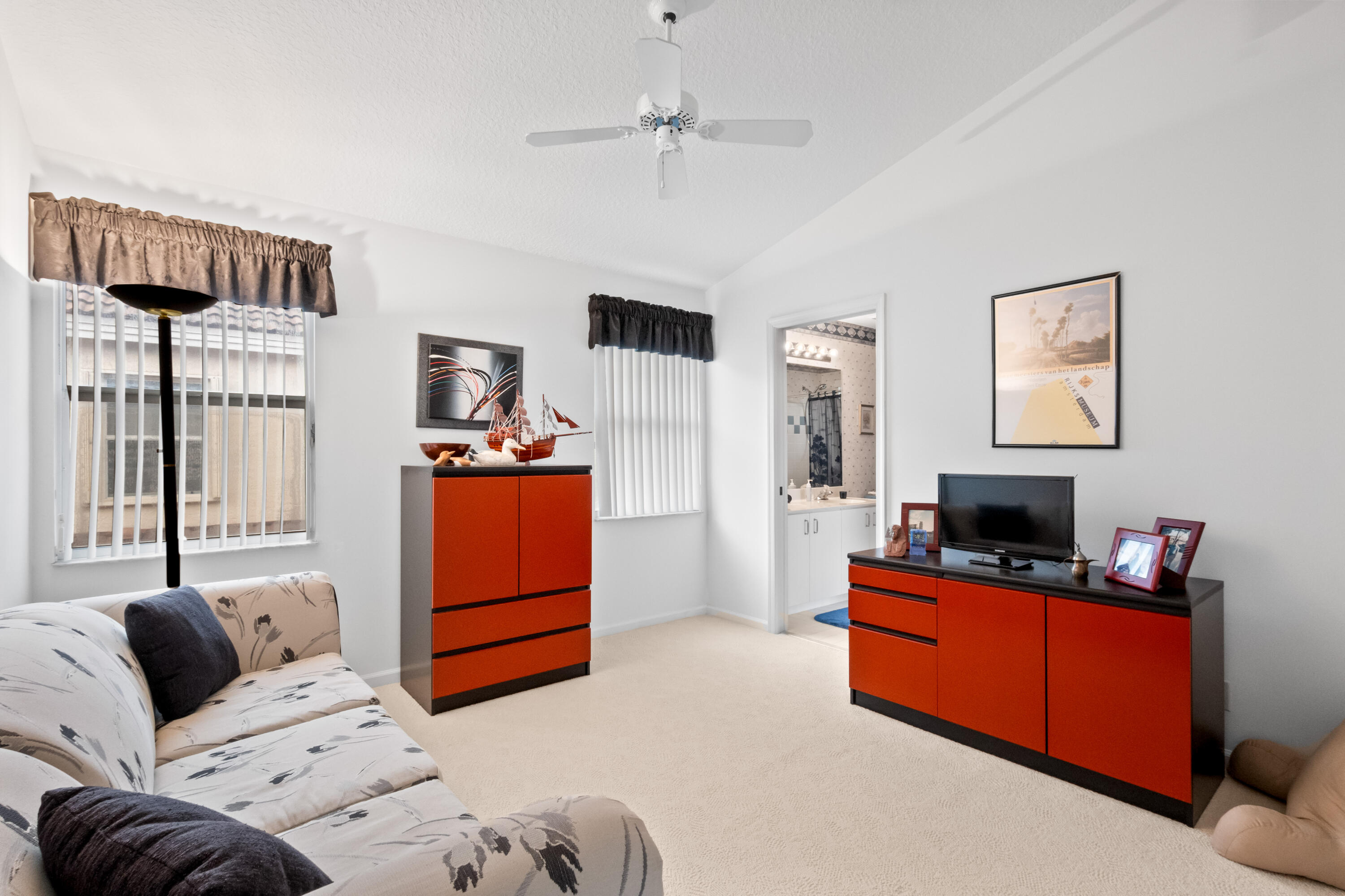 EMBASSY LAKES PHASE II - Residential