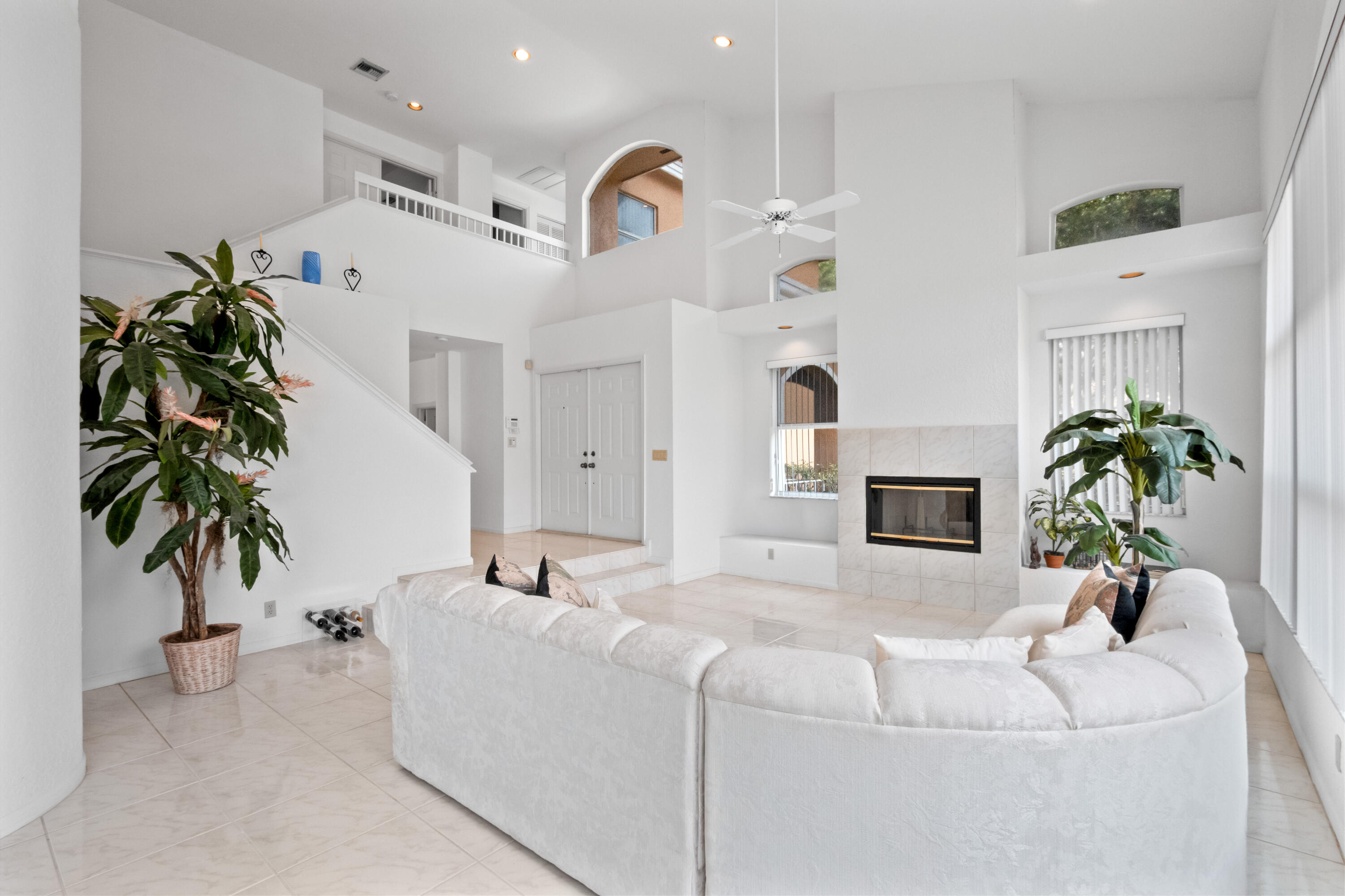 EMBASSY LAKES PHASE II - Residential