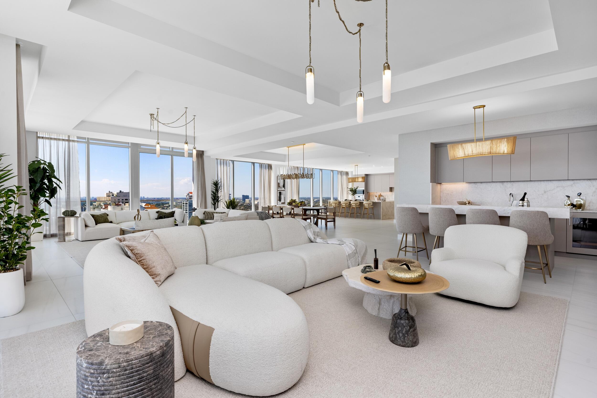 151 N Seabreeze Boulevard PH-2601E / PH-2602E