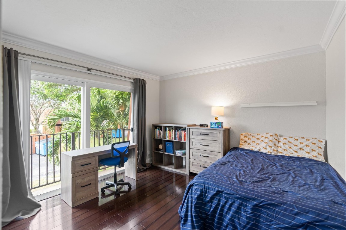 WOODVALE - Residential