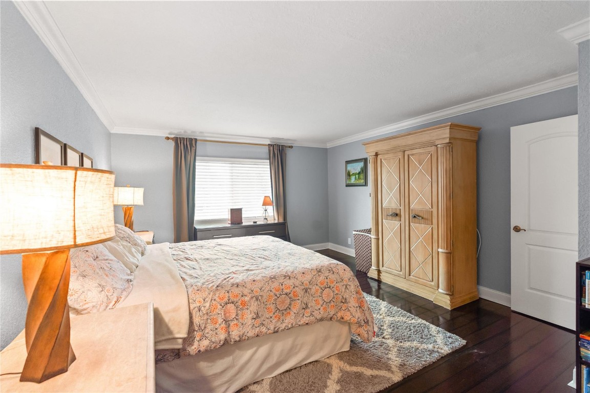 WOODVALE - Residential