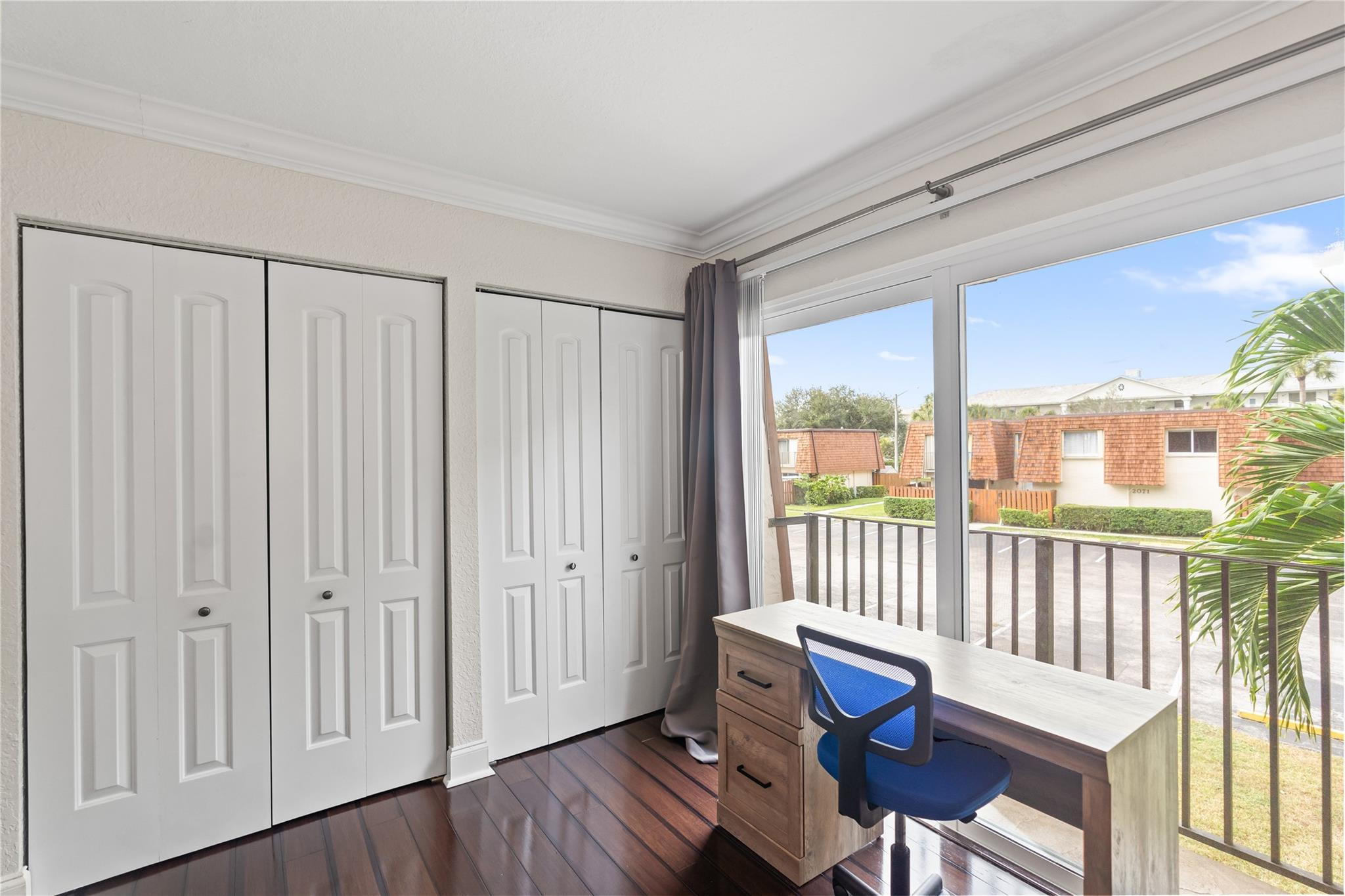 WOODVALE - Residential