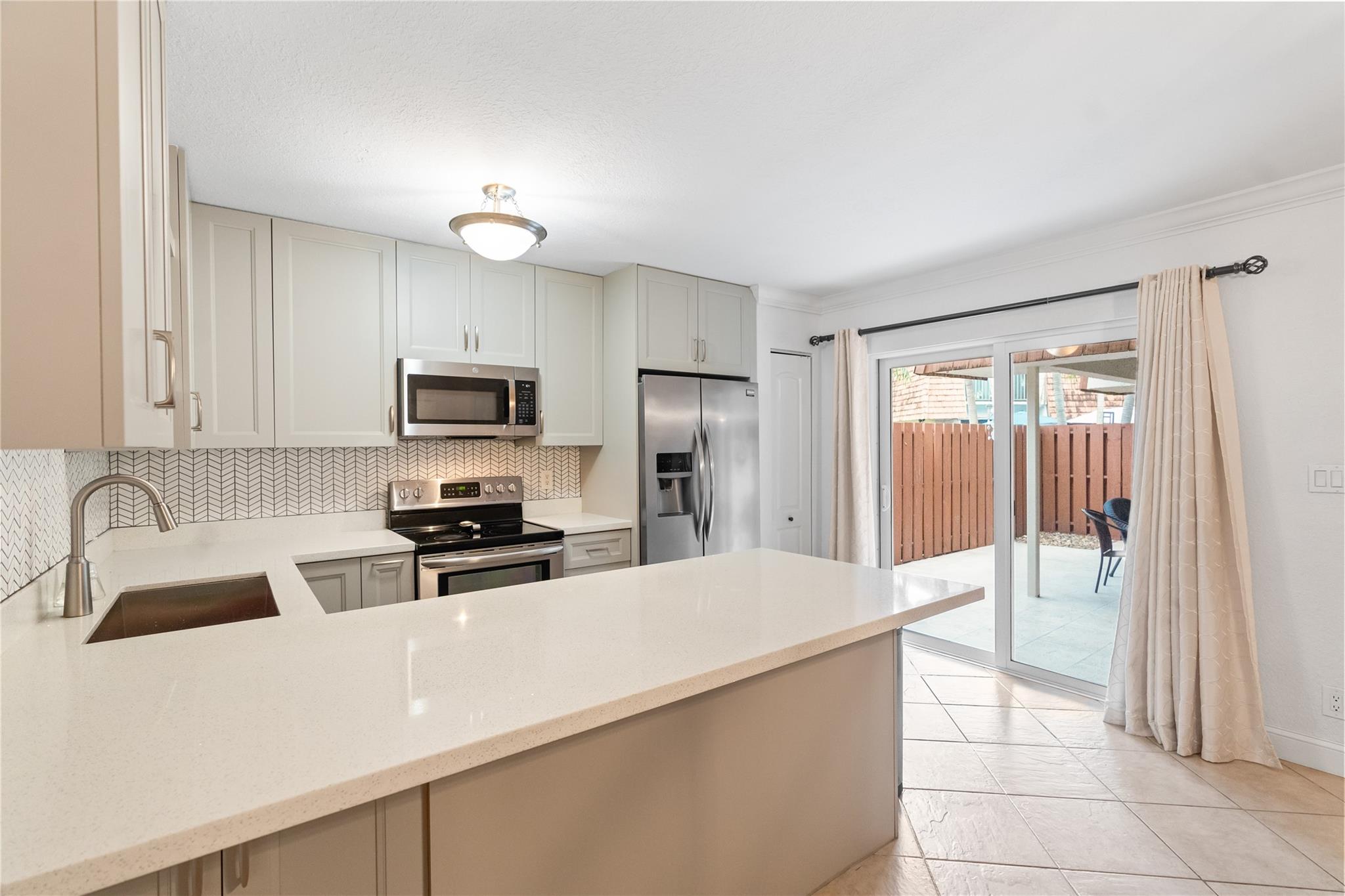 PINES ISLAND RIDGE - Residential