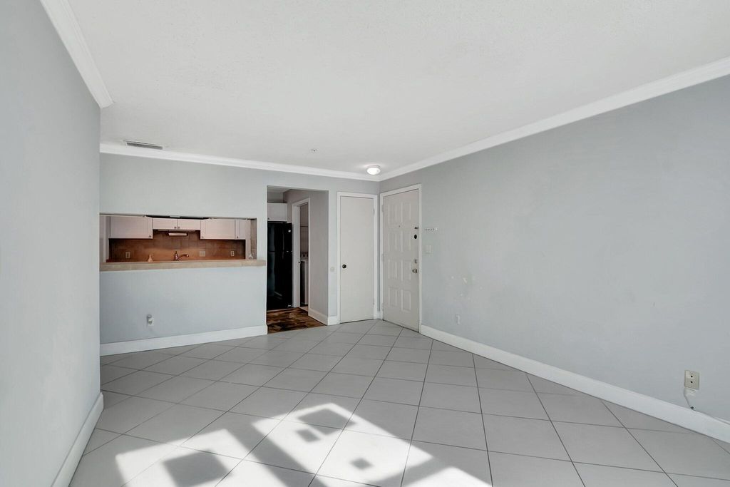 Photo of 2301 N Congress Avenue #23, Boynton Beach, FL 33426 (MLS # R11053222)