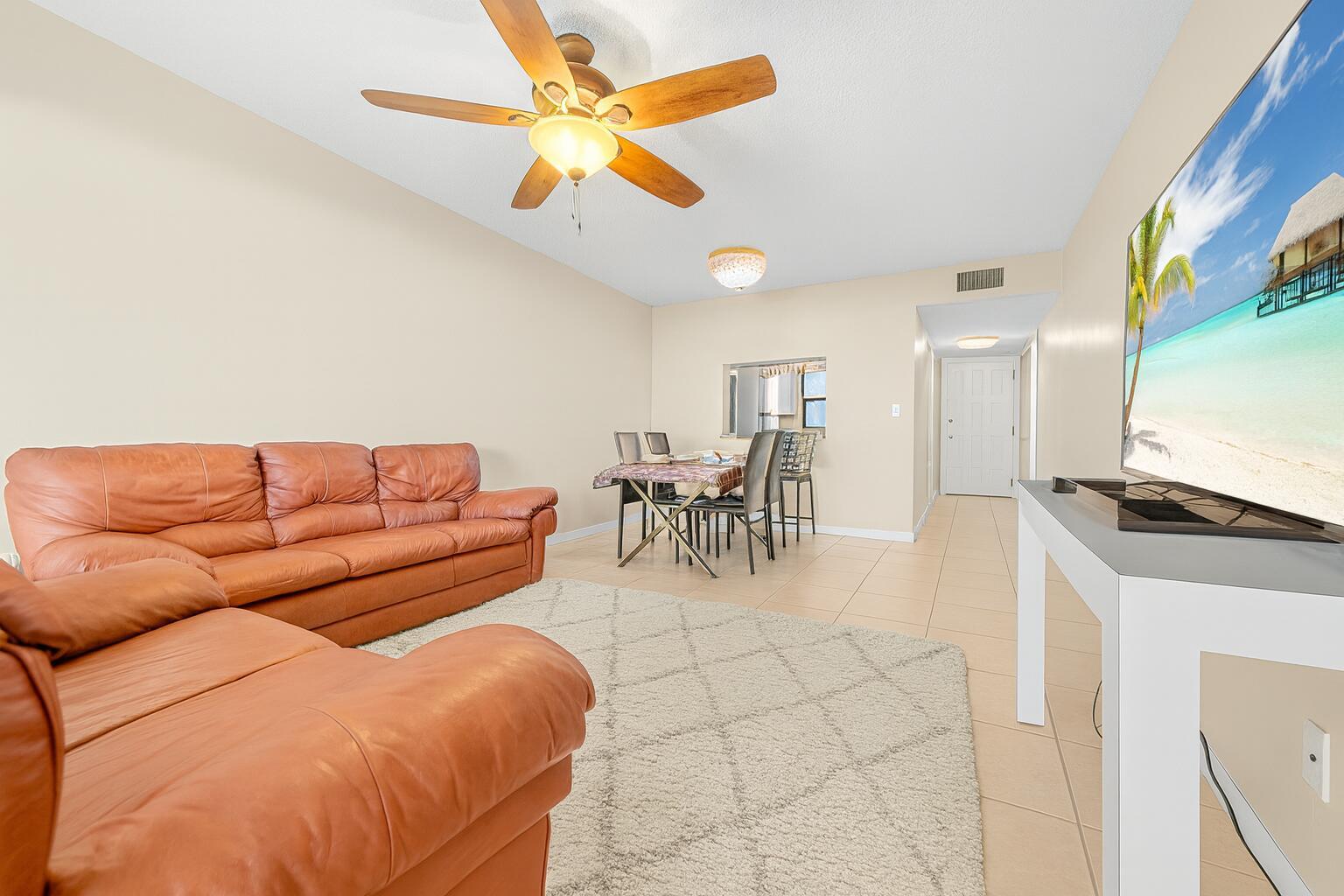 1901 W Woolbright Road A202
