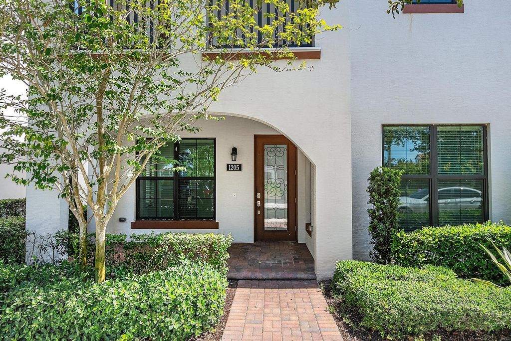 Photo of 1205 Faulkner Terrace, Palm Beach Gardens, FL 33418 (MLS # R11091152)