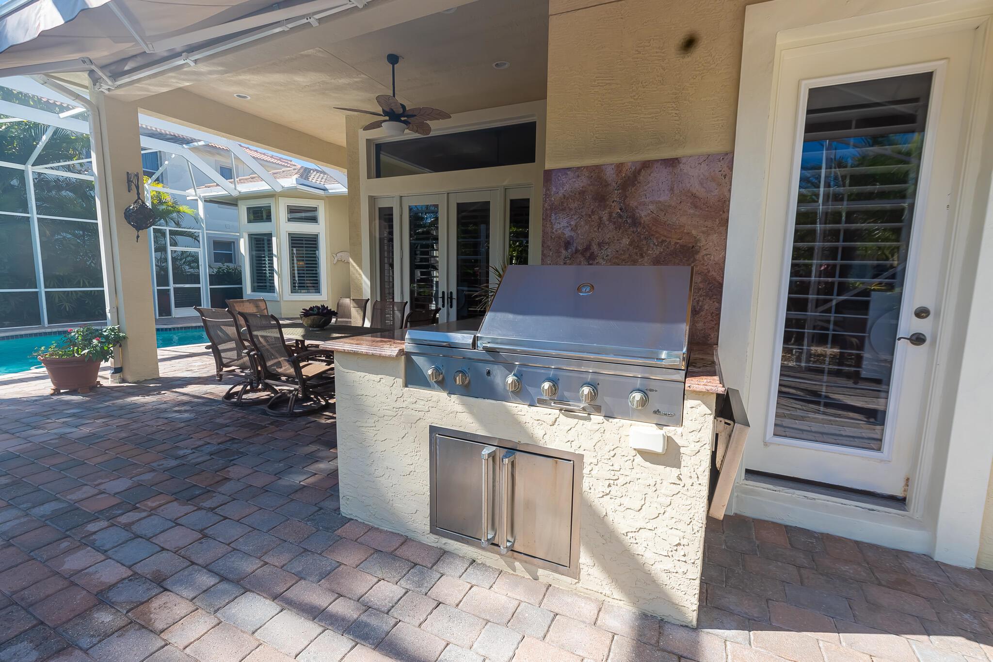 ESTATES AT TRADITION - Residential