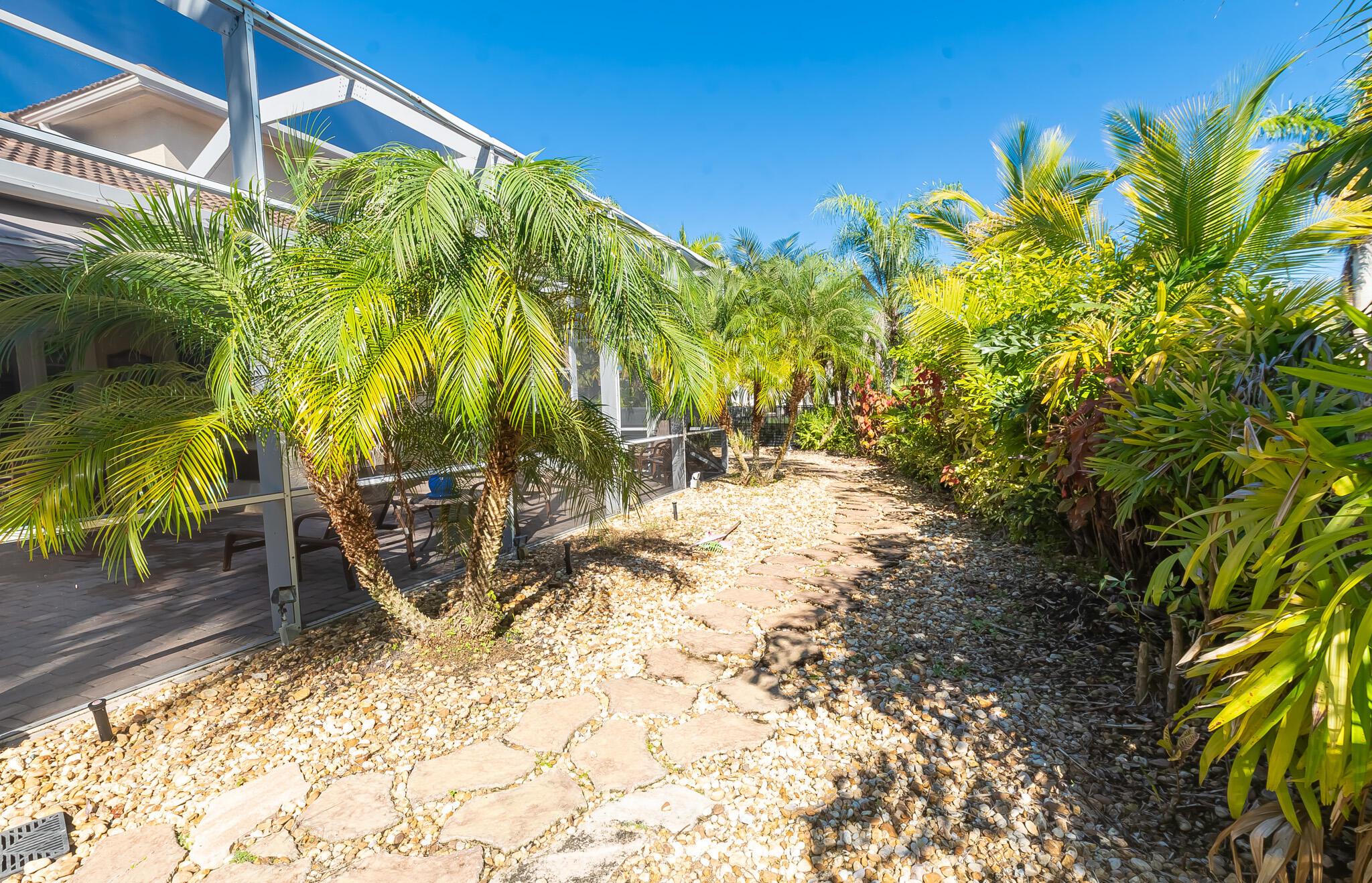 ESTATES AT TRADITION - Residential