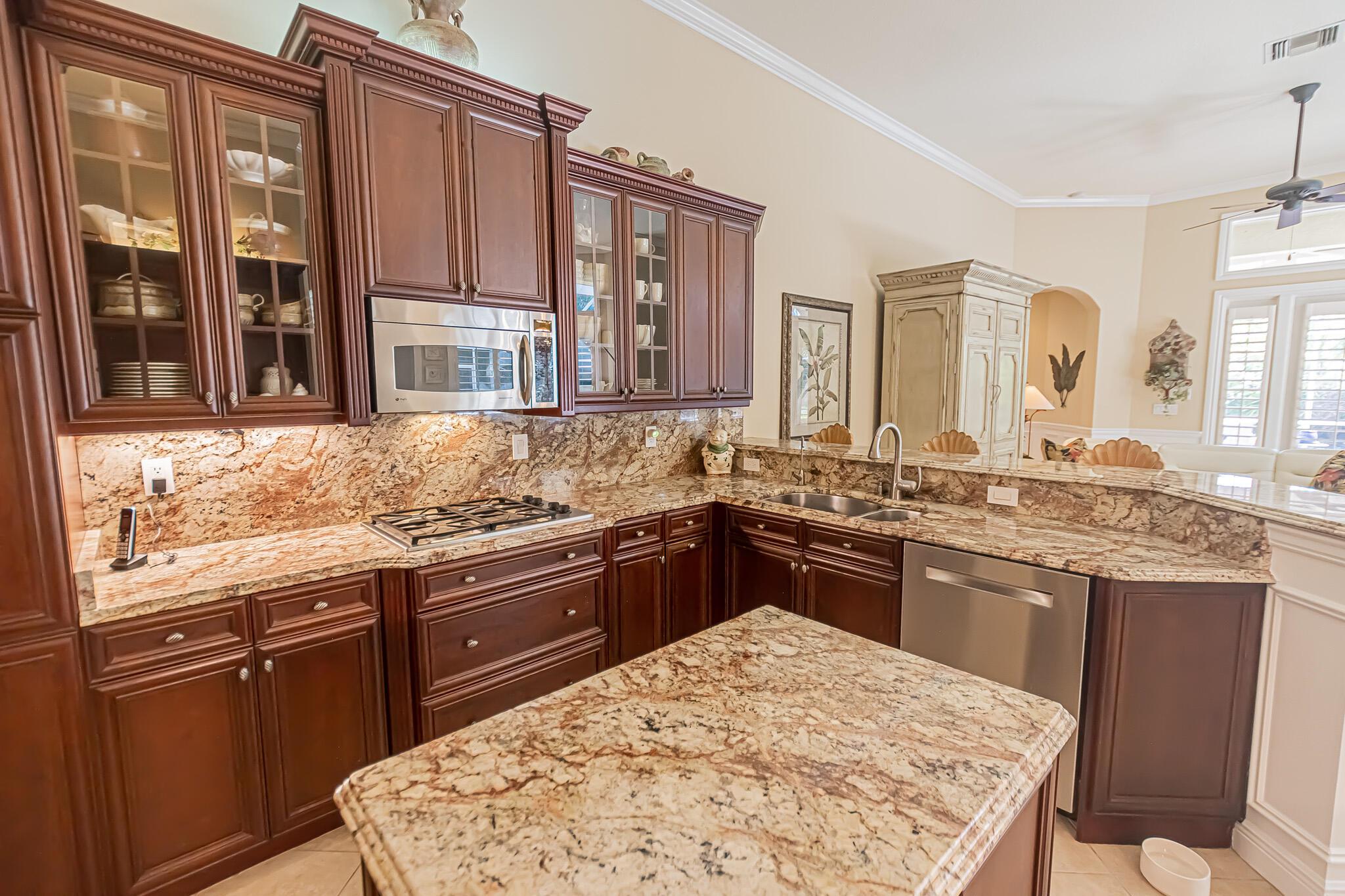 ESTATES AT TRADITION - Residential