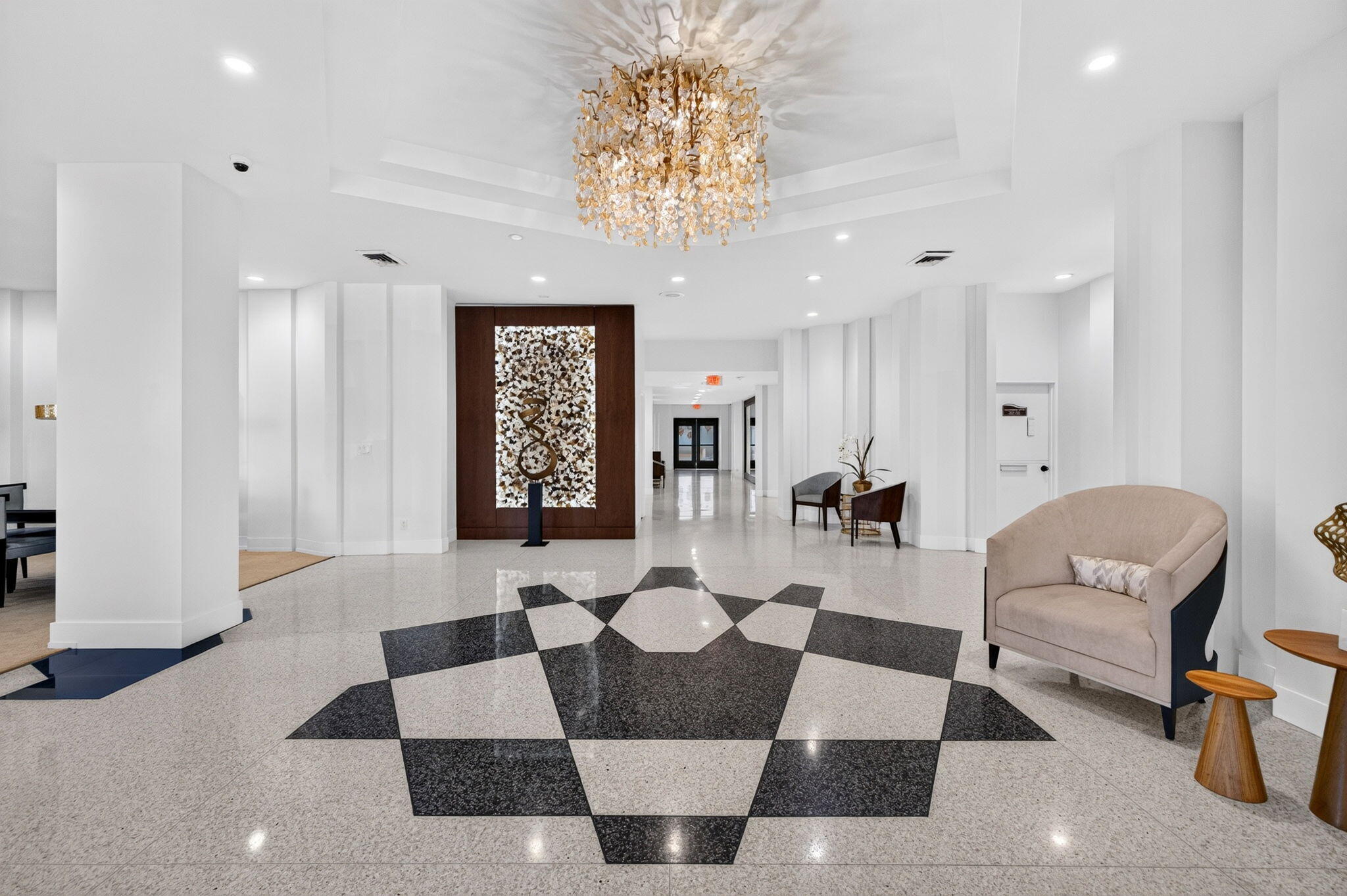 2000 S OCEAN Boulevard 3B