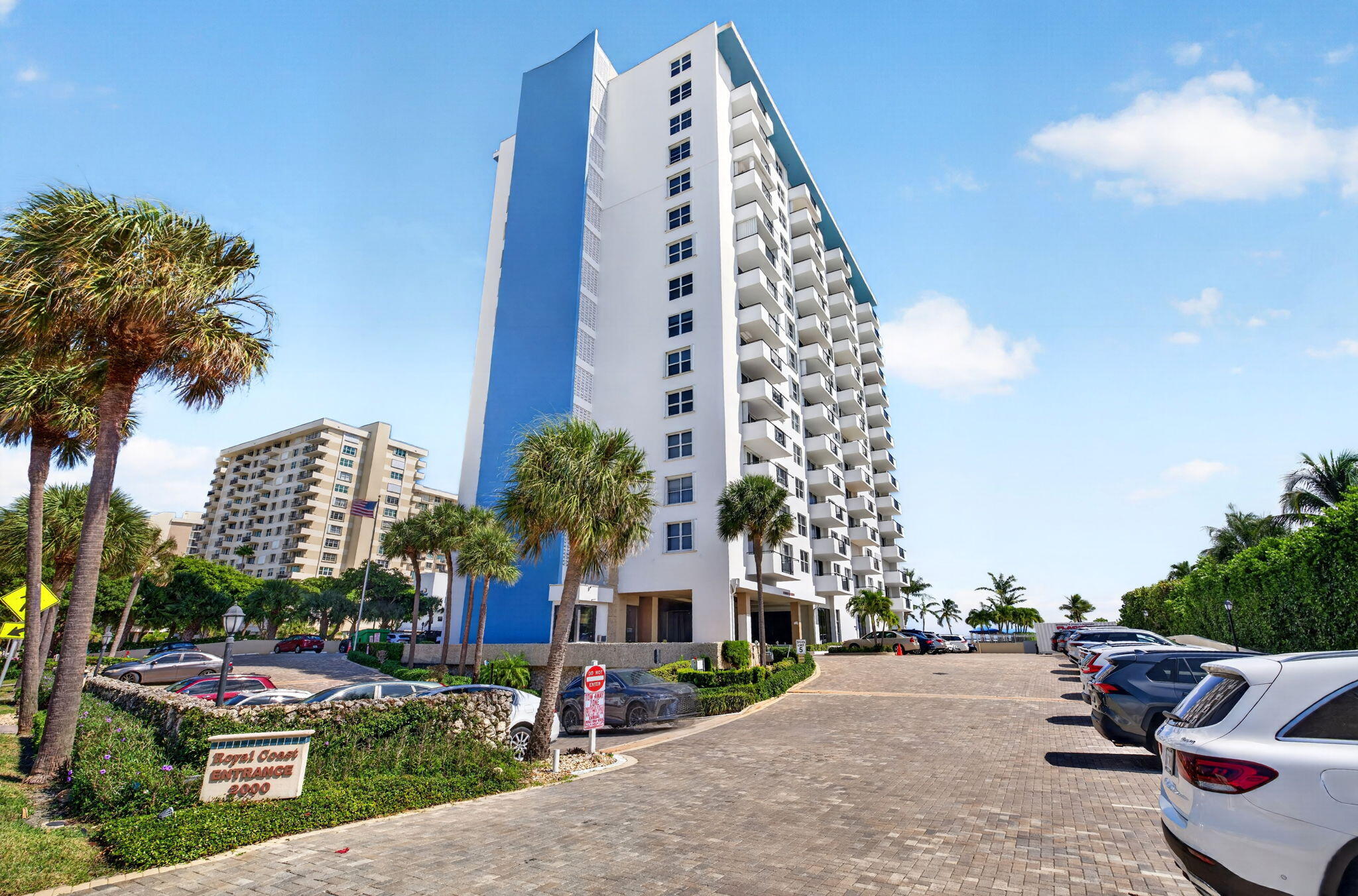 2000 S OCEAN Boulevard 3B