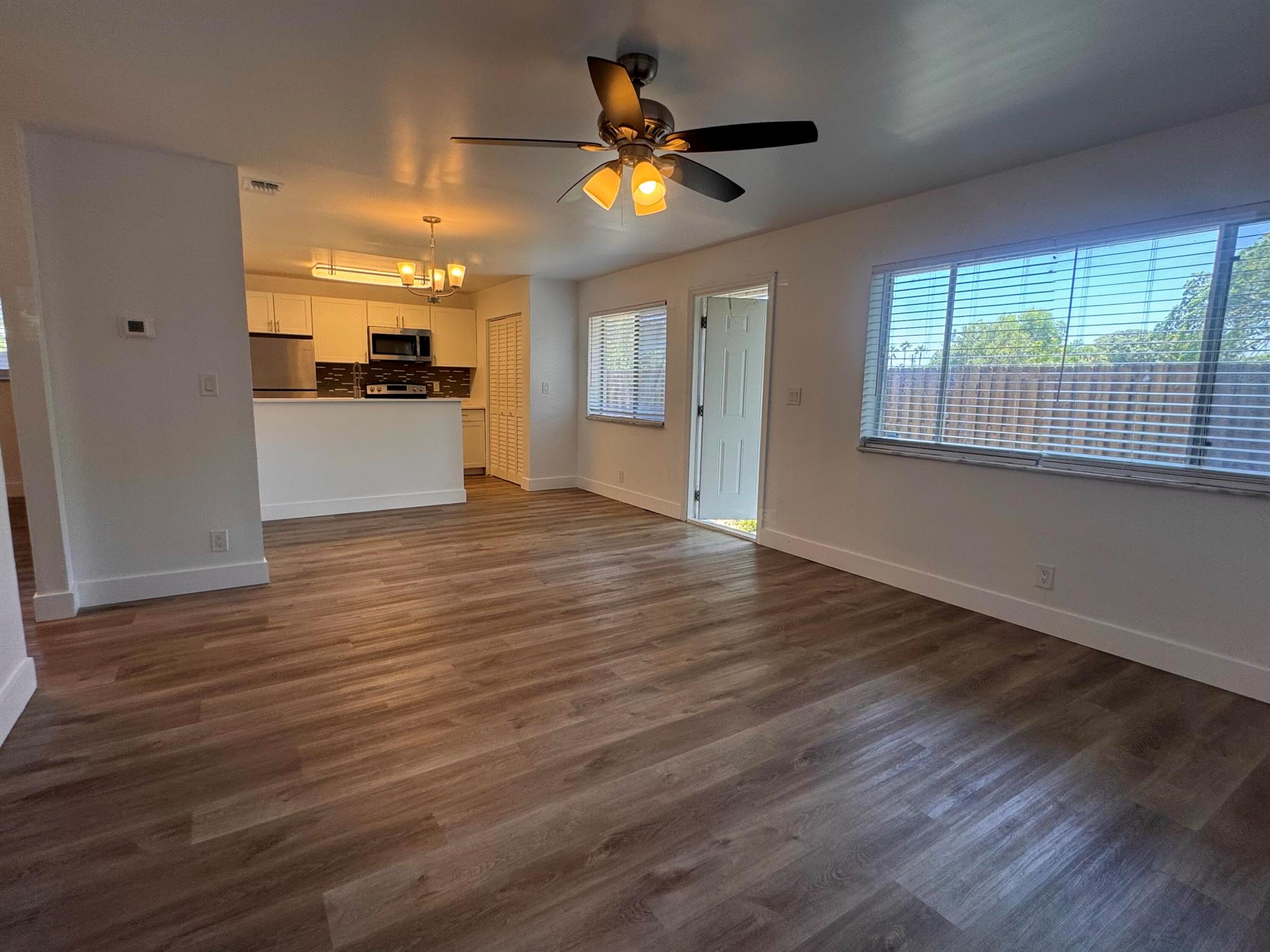 Charming 2 Bedroom 1 Bath Townhome with garage parking, and storage closet!! Enjoy a sparkling community pool, east access to I-95, and fast approval process. Call today to schedule, flexible tour times available!