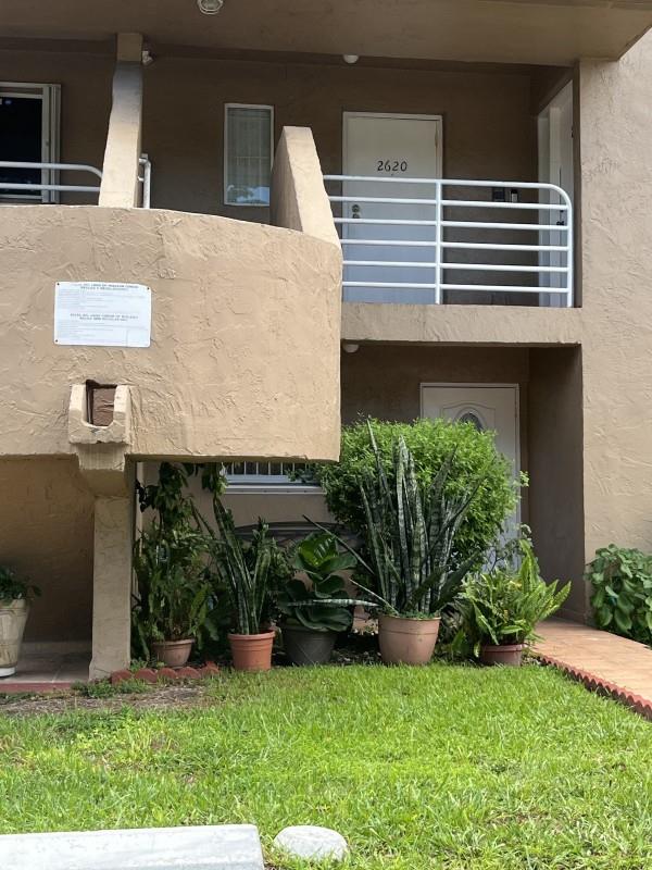 This is a very nice home with central AC and brand new washer / dryer in the unit! Must see available now will be doing minor repairs after last tenant vacated. Great Neighborhood in Hialeah!
