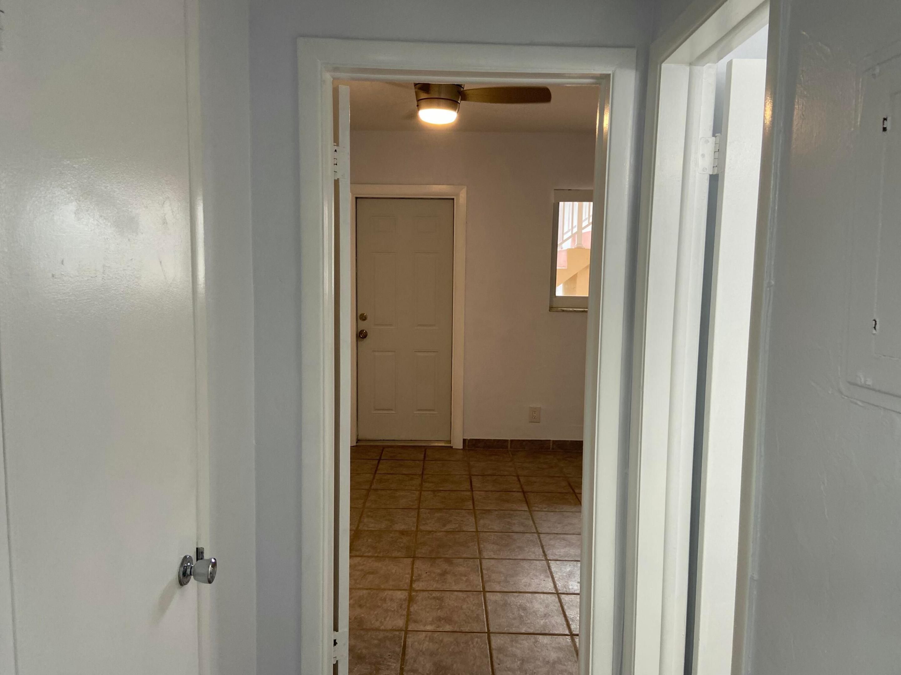 ROYAL ARMS CONDOMINIUM - Residential Lease