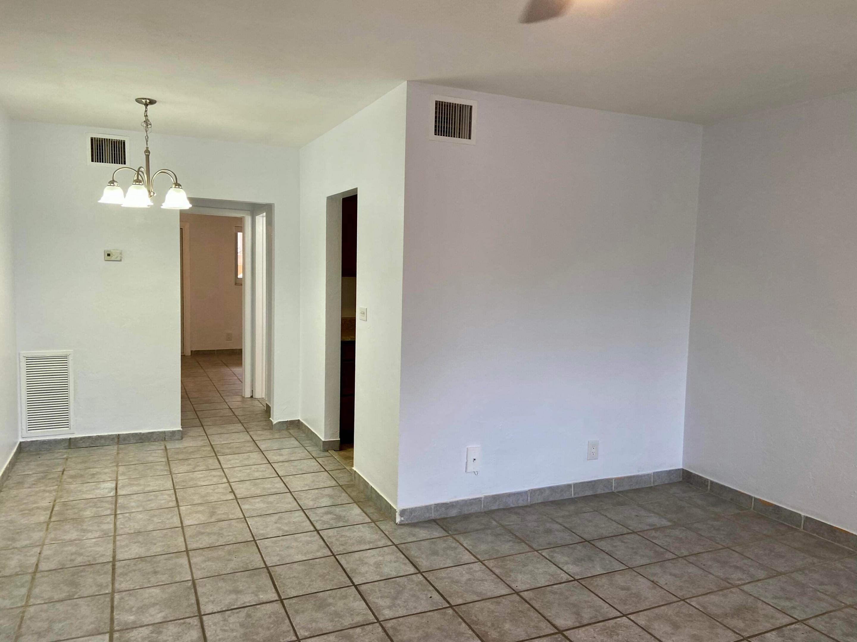 ROYAL ARMS CONDOMINIUM - Residential Lease