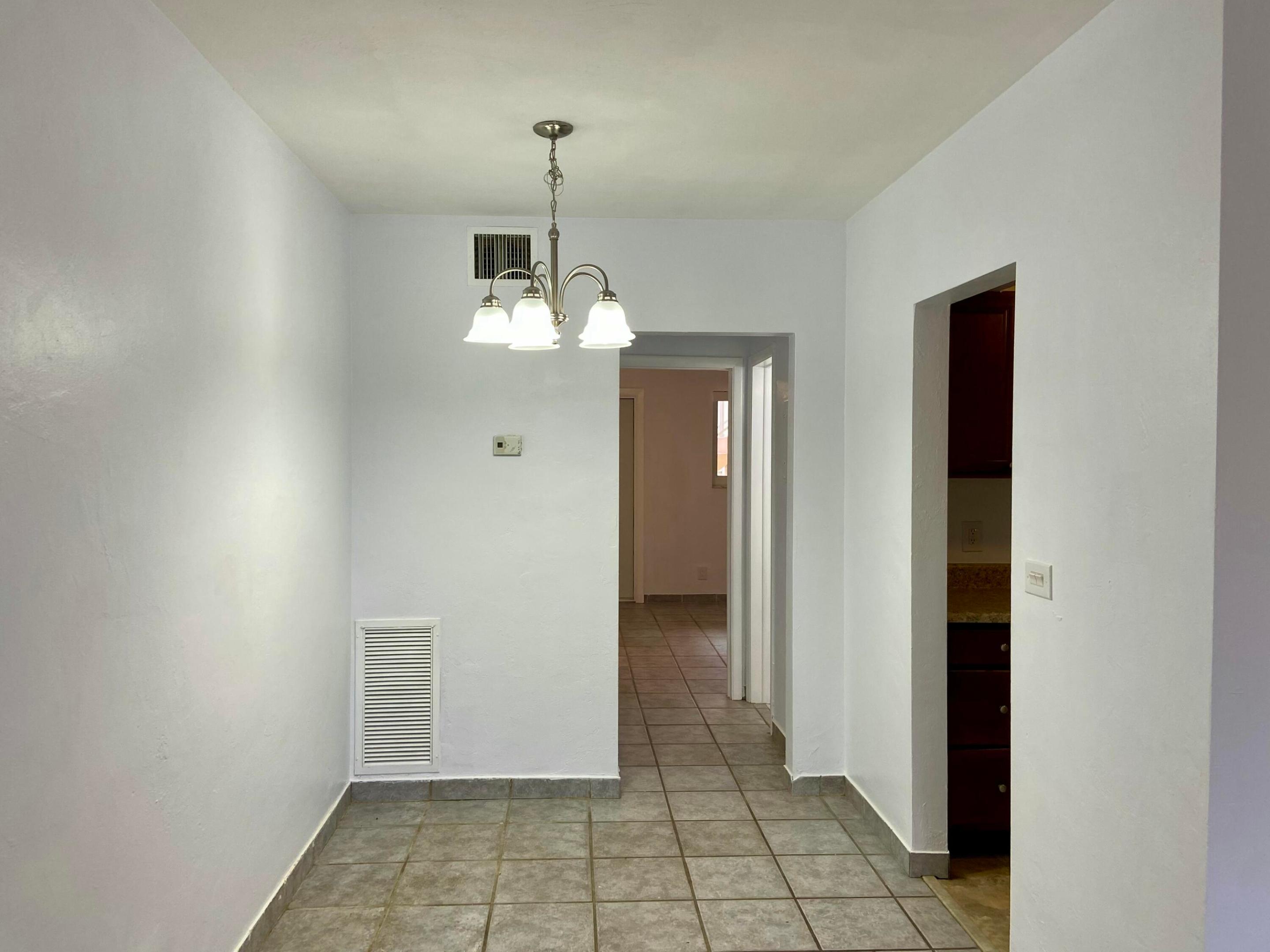 ROYAL ARMS CONDOMINIUM - Residential Lease