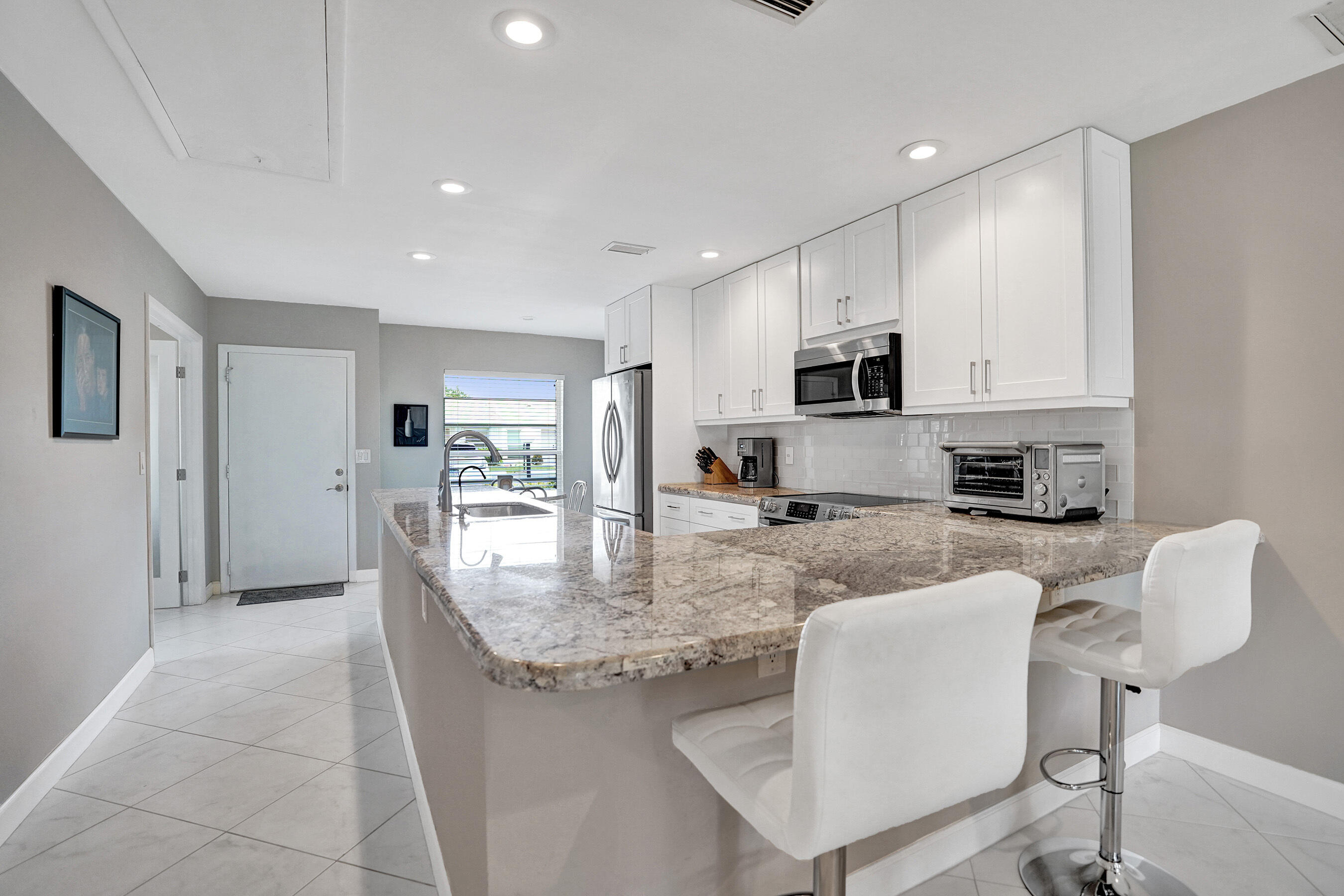 8620 Chevy Chase Drive