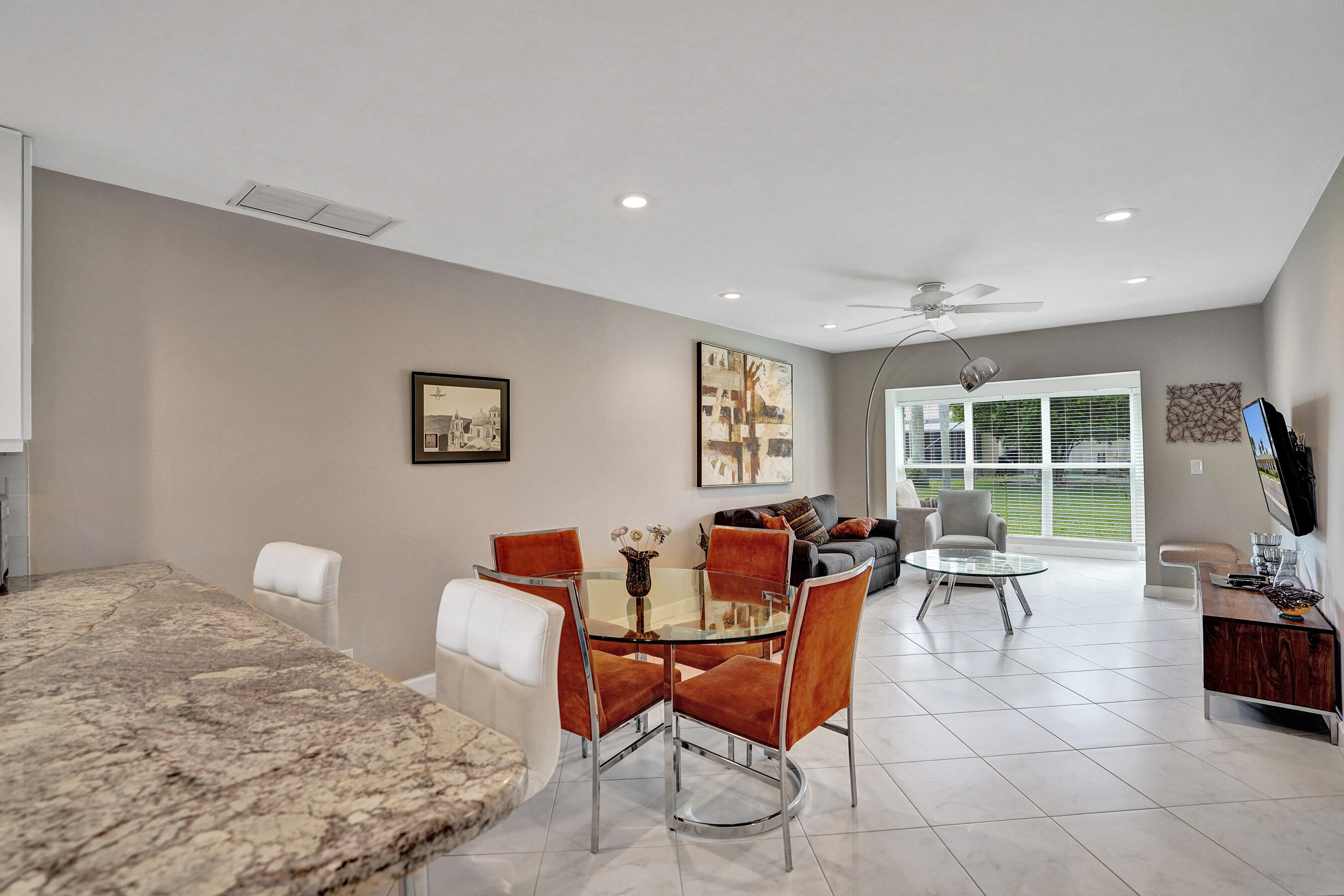 BOCA LAKES CONDO - Residential