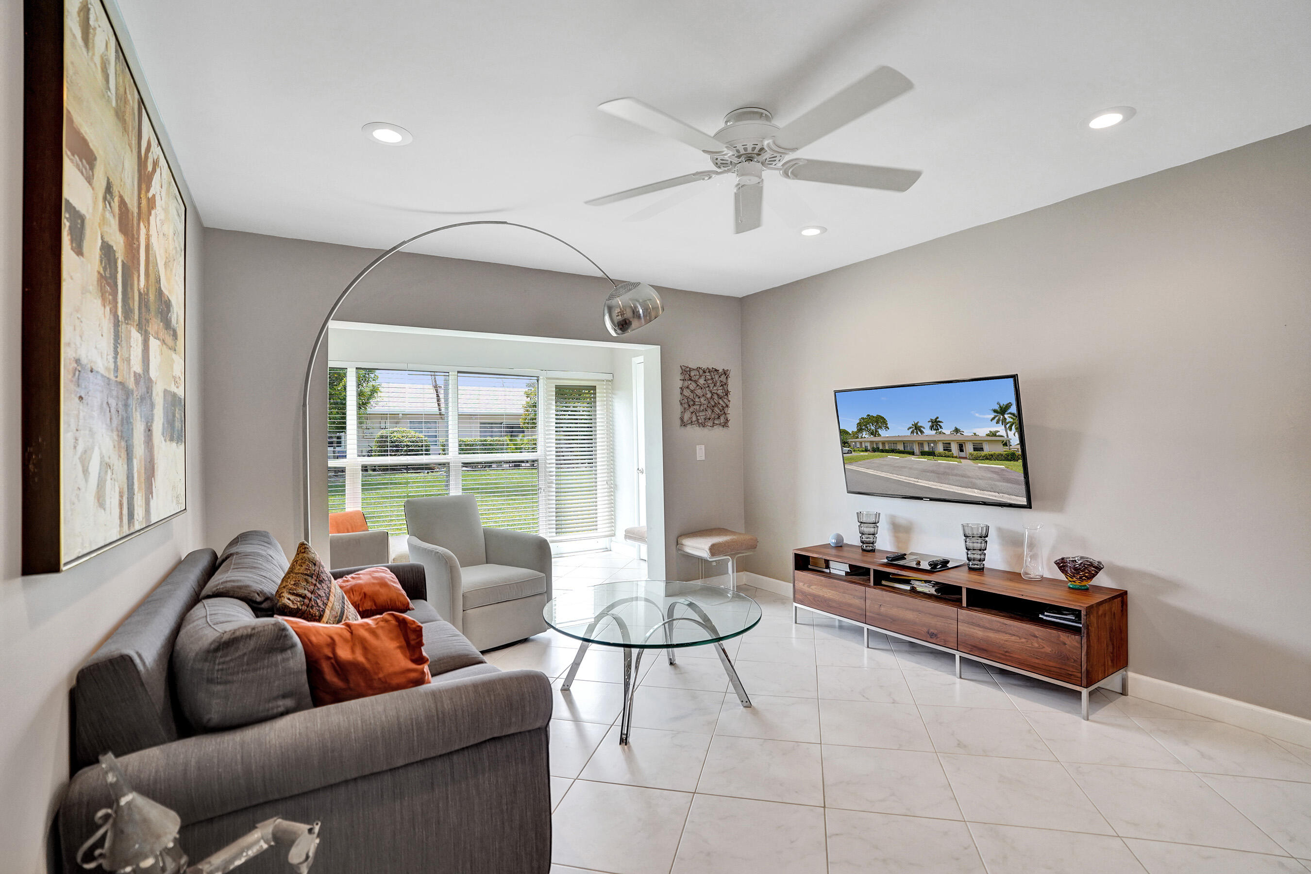 BOCA LAKES CONDO - Residential