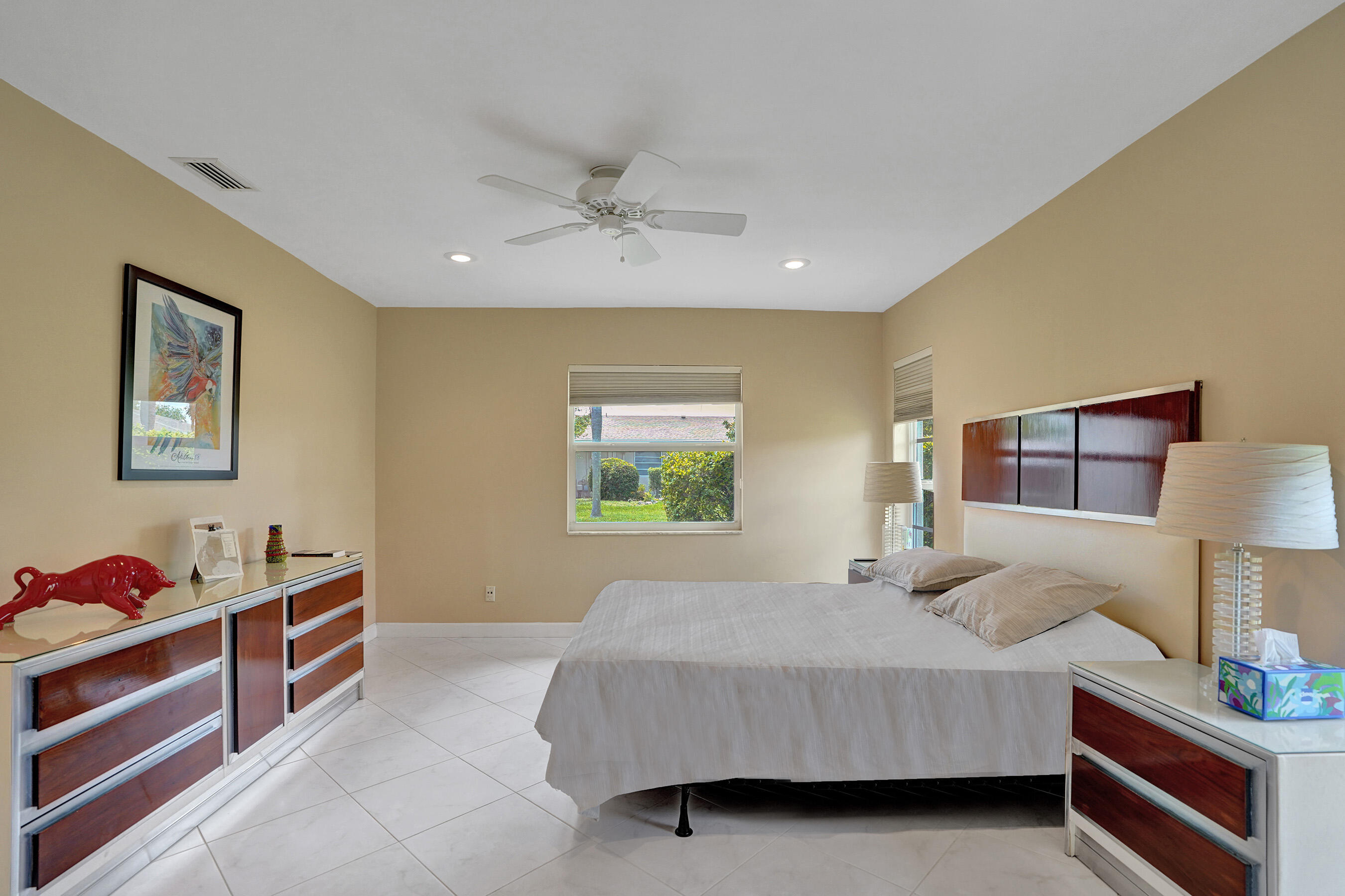 BOCA LAKES CONDO - Residential