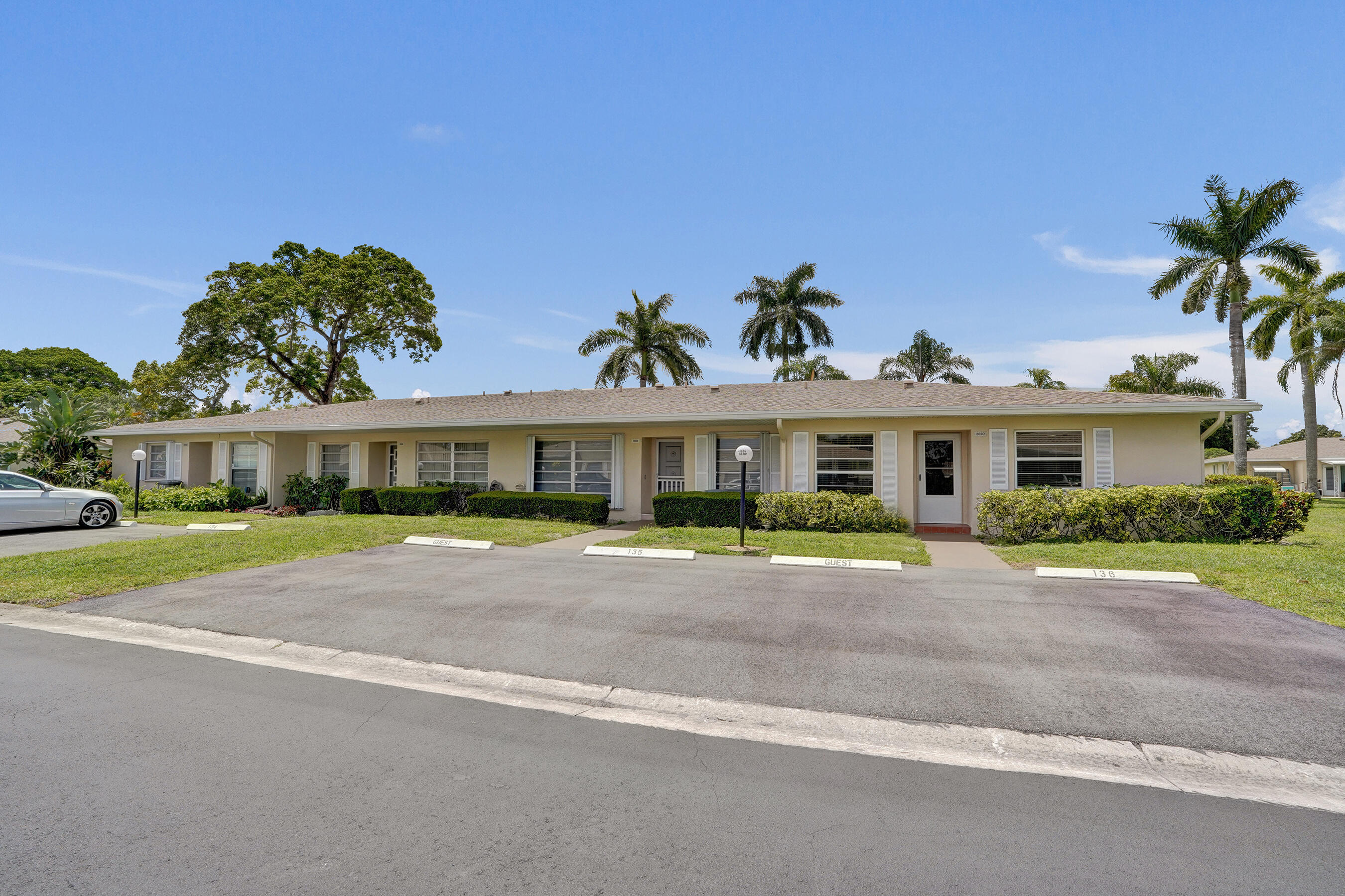 BOCA LAKES CONDO - Residential