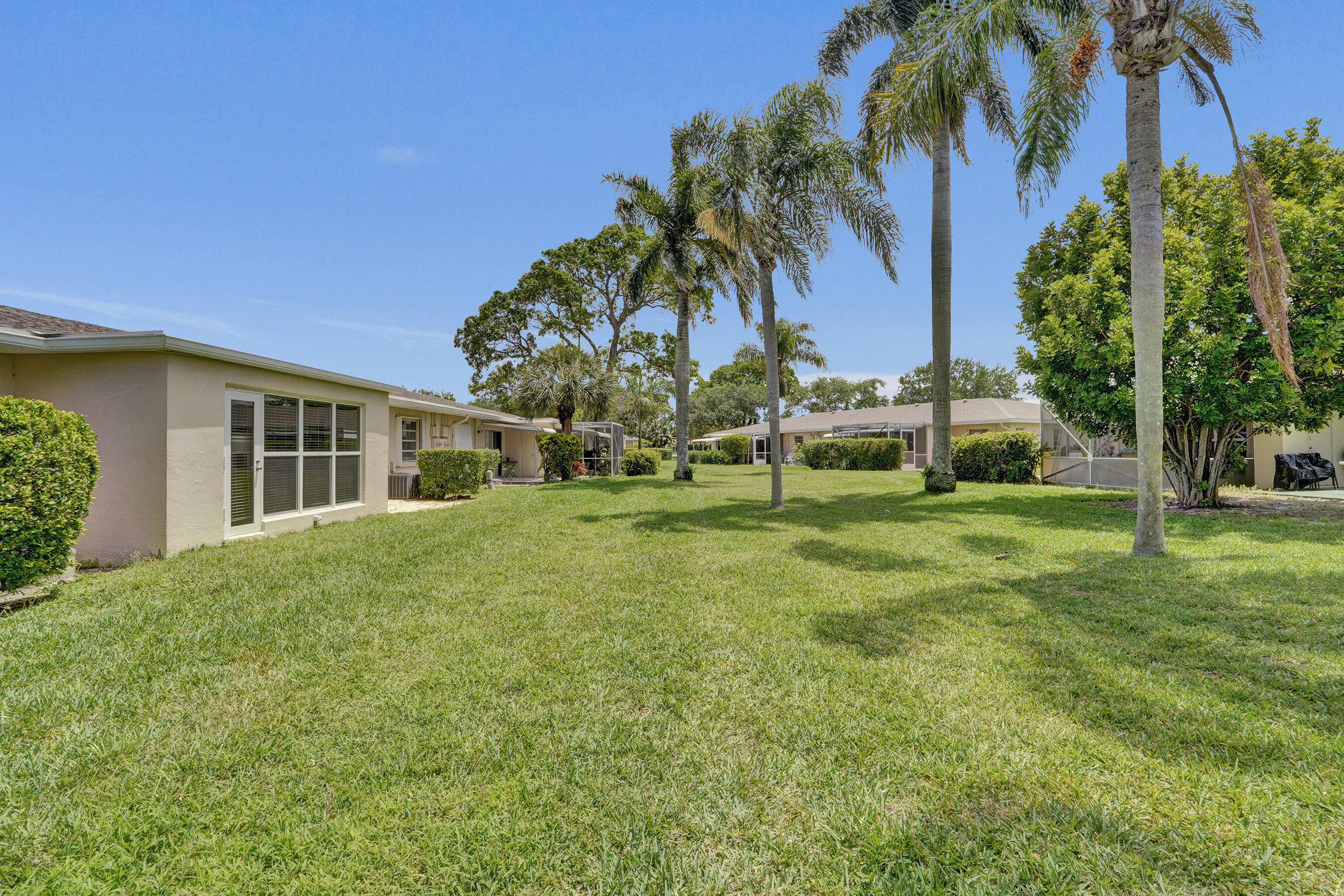 BOCA LAKES CONDO - Residential