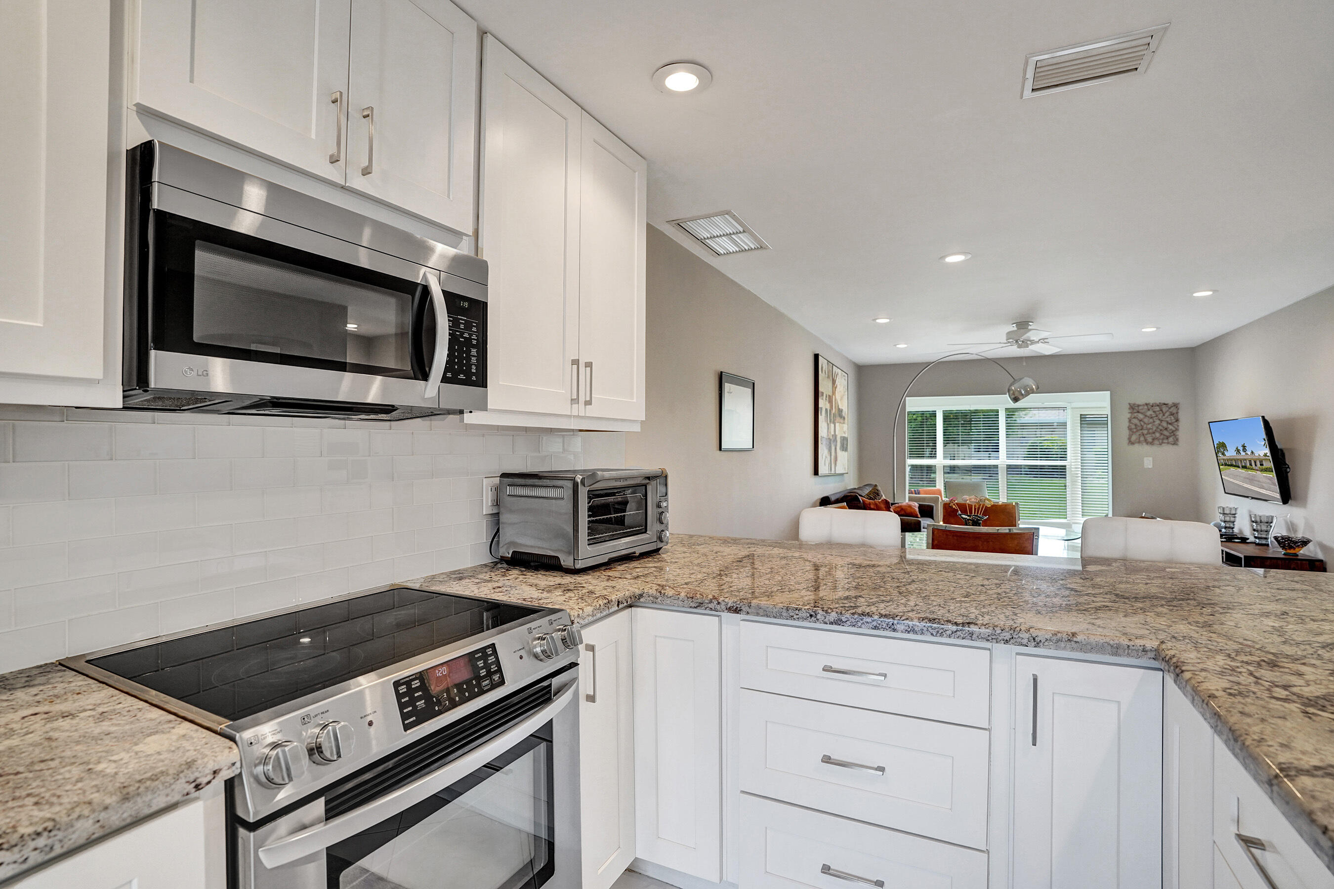 BOCA LAKES CONDO - Residential