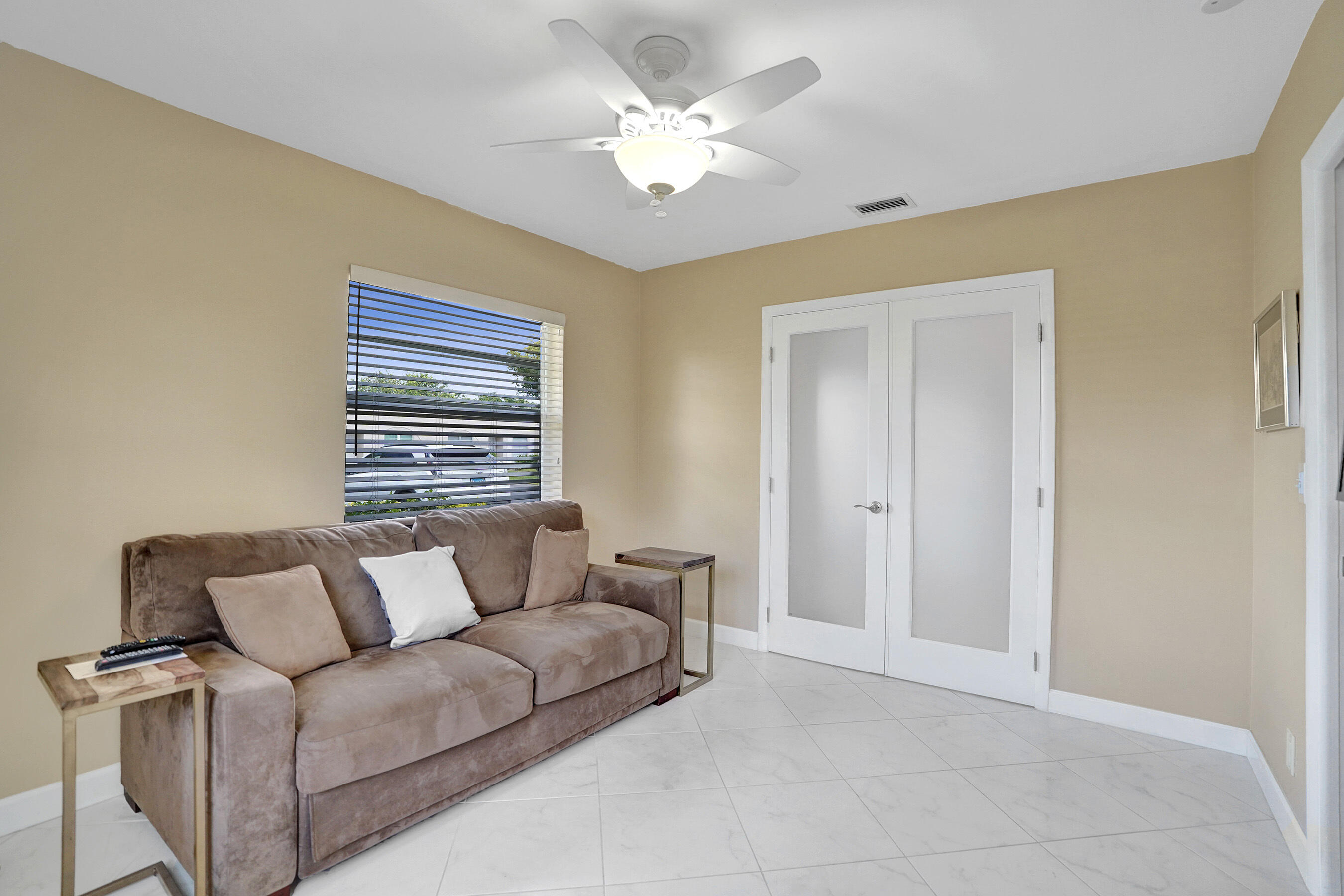 BOCA LAKES CONDO - Residential