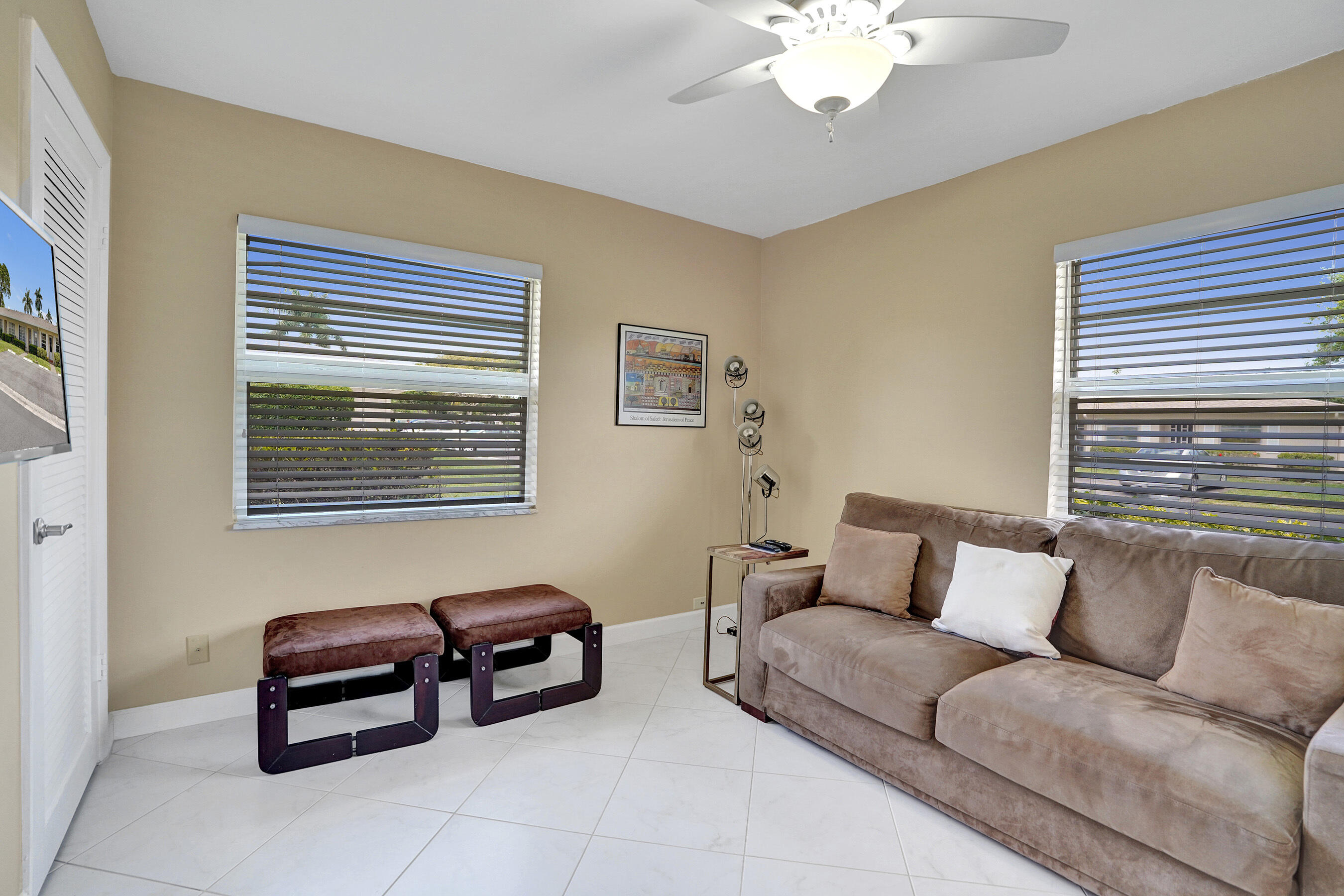 BOCA LAKES CONDO - Residential