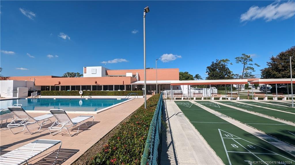 VISTA PINES CONDO - Residential