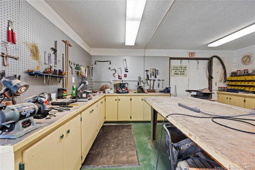 VISTA PINES CONDO - Residential