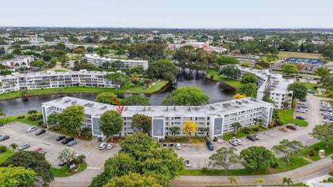 Tiny photo for 4038 DURHAM B, Deerfield Beach, FL 33442 (MLS # B26085823)