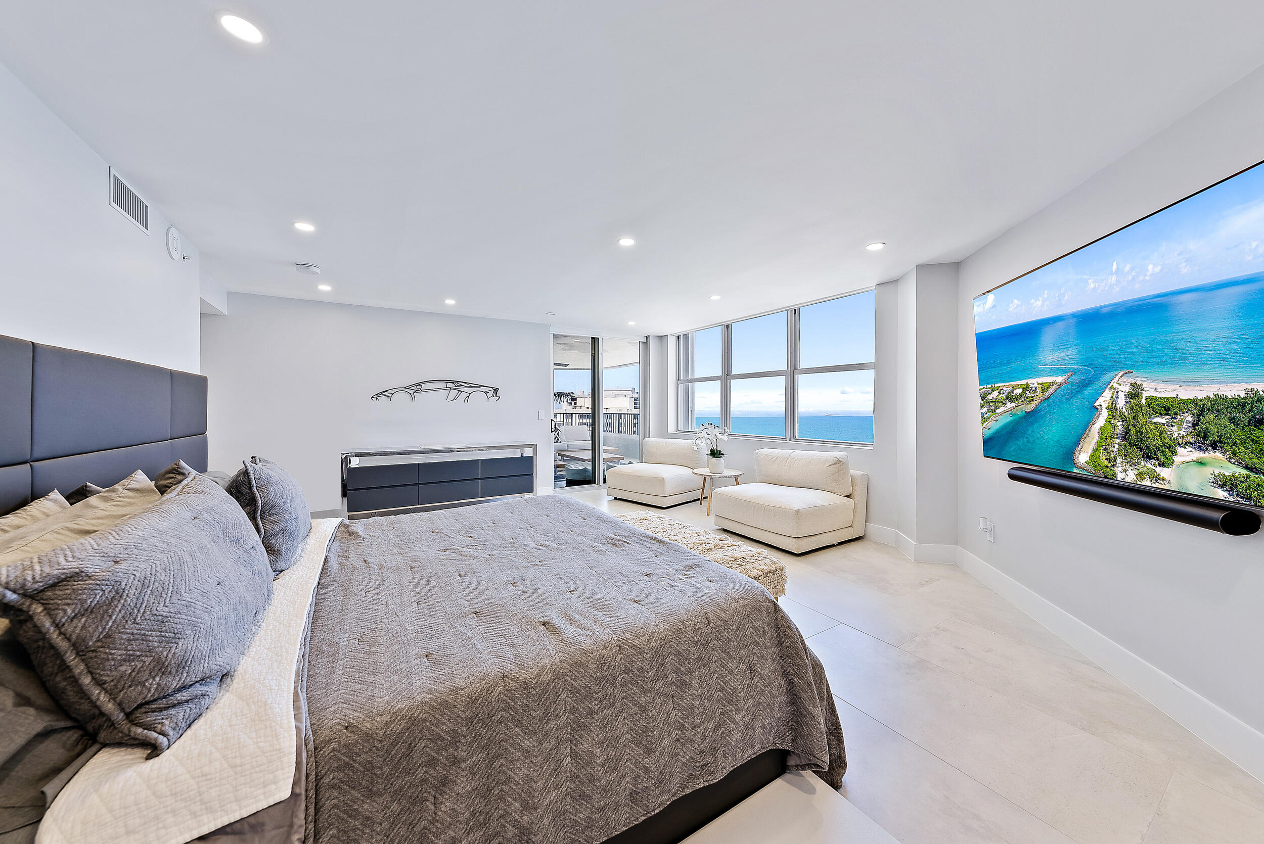 CORNICHE CONDO - Residential